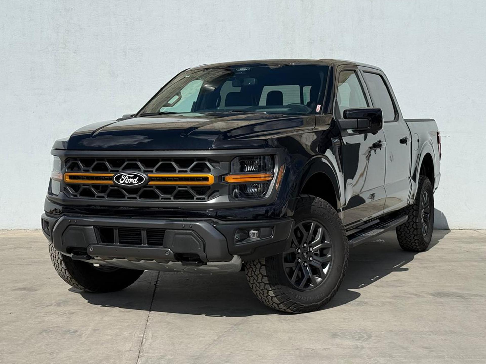 FORD Lobo Tremor