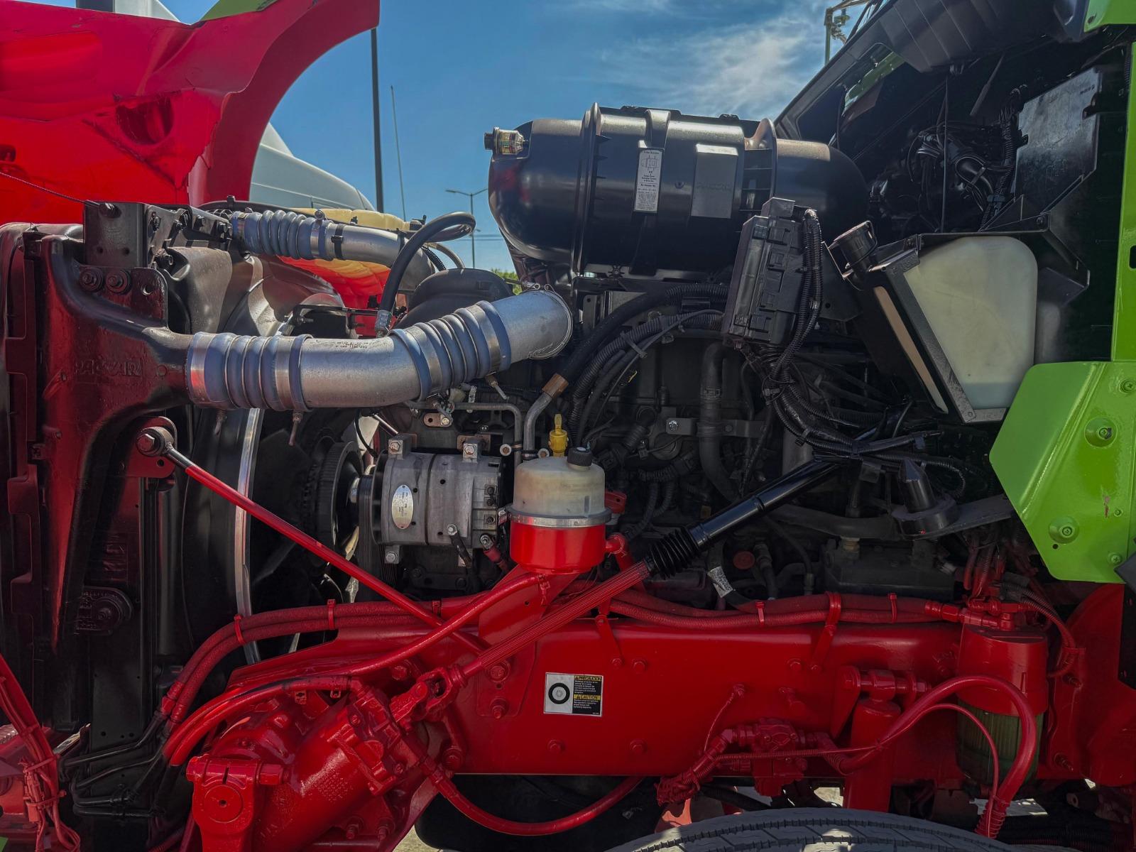 2016 KENWORTH T800 - ENGINE
