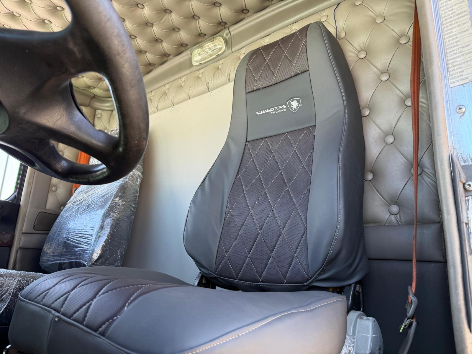 2016 KENWORTH T800 - SEATS_FRONT