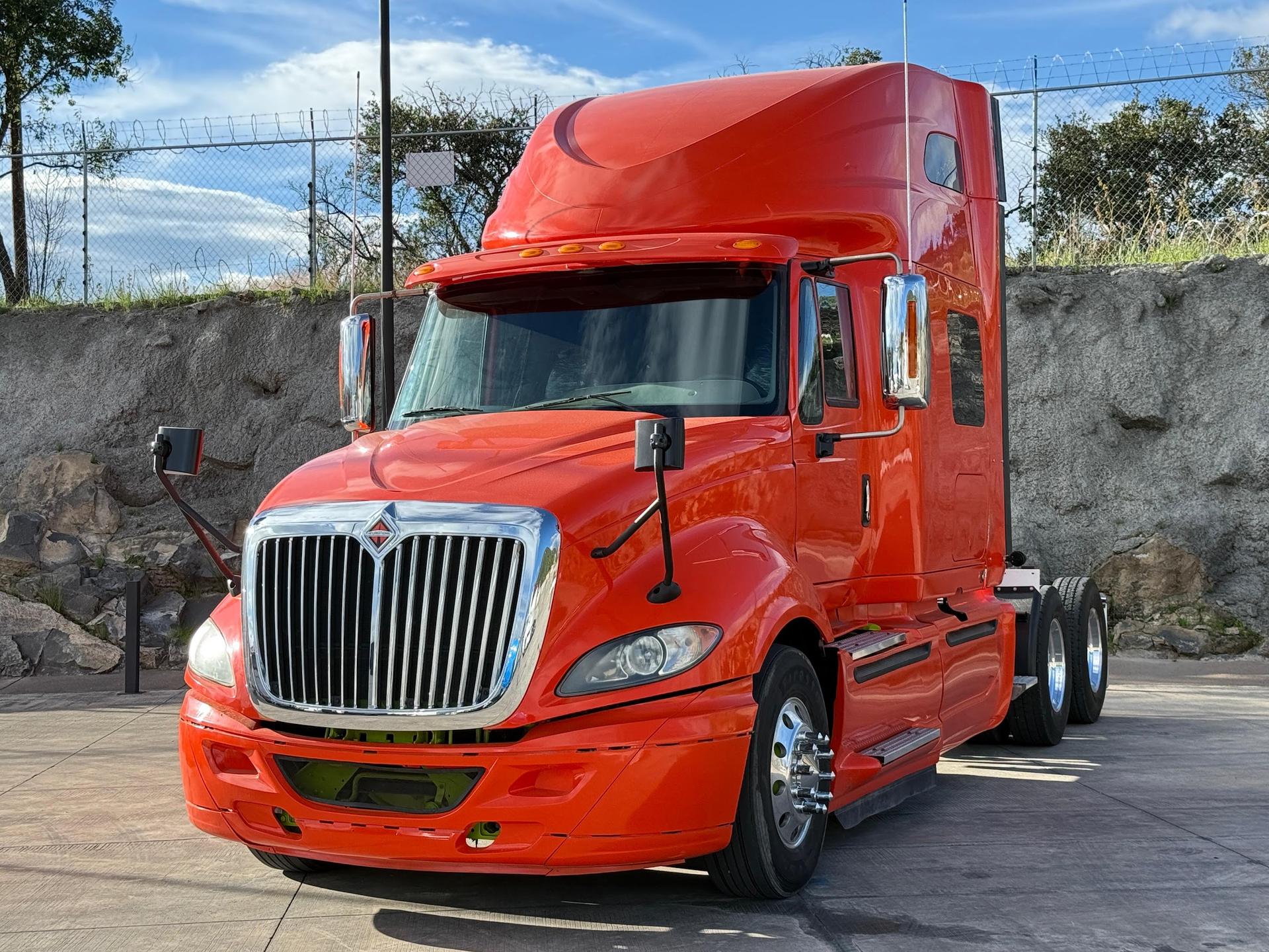 INTERNATIONAL 122