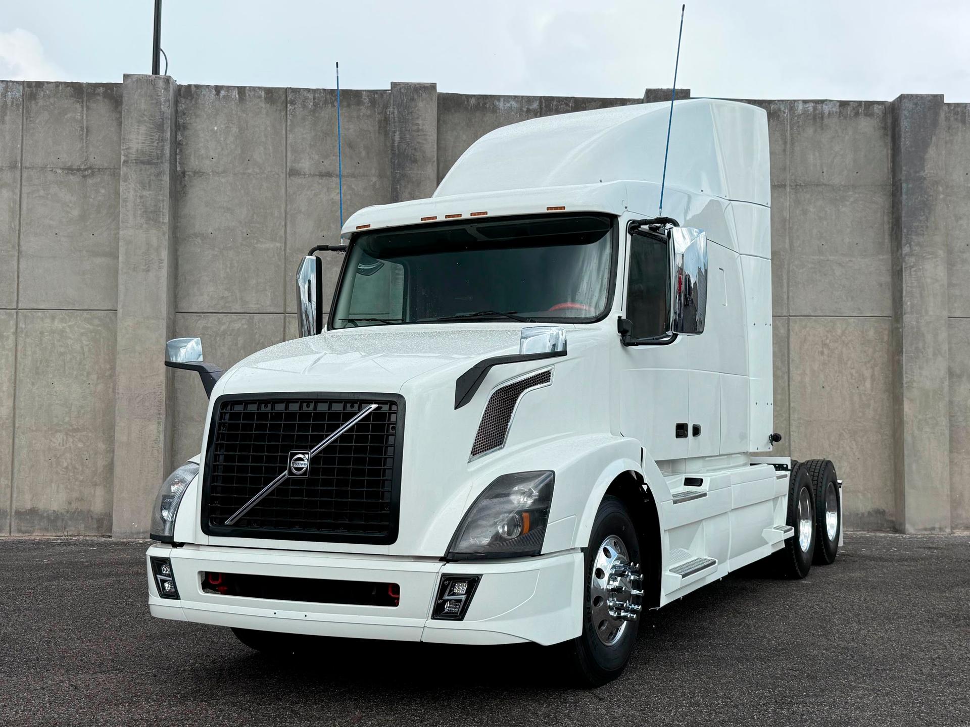 VOLVO_CARS VNL