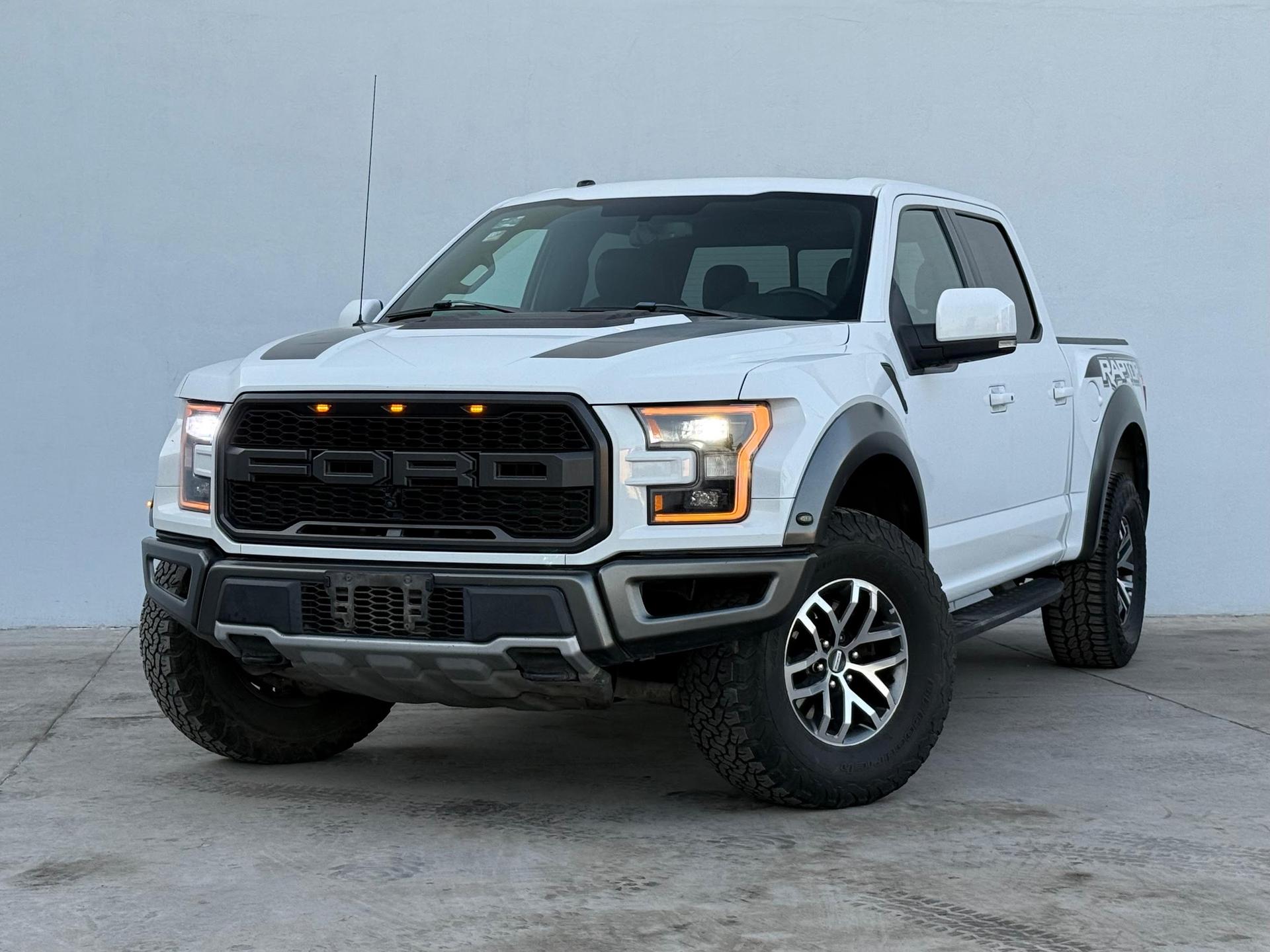 2018 FORD Lobo - FRONT_DRIVER_SIDE