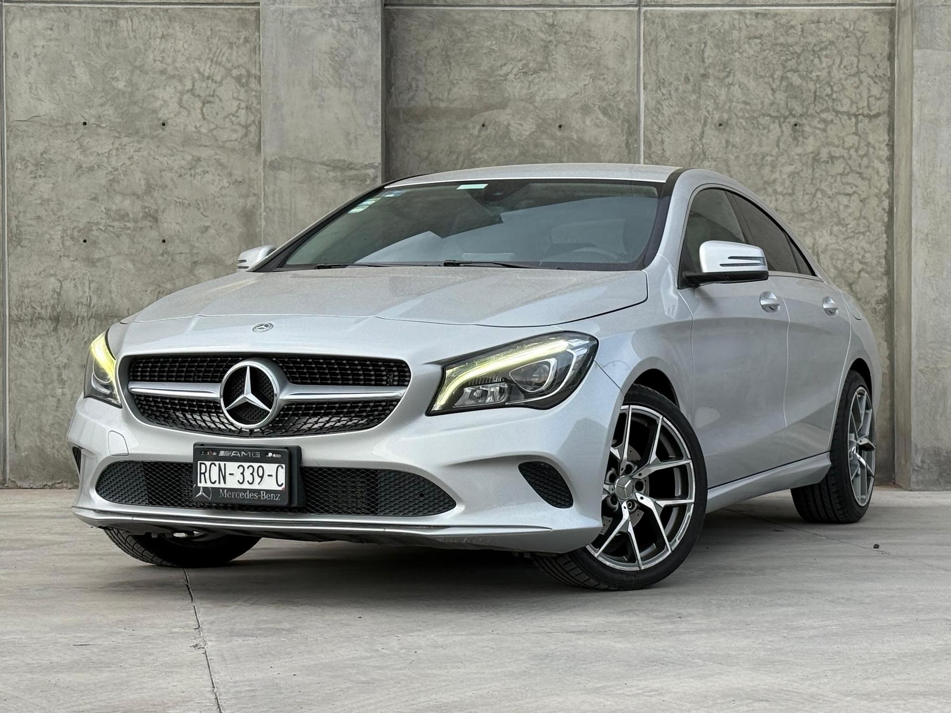 MERCEDES_BENZ CLA 200 CGI