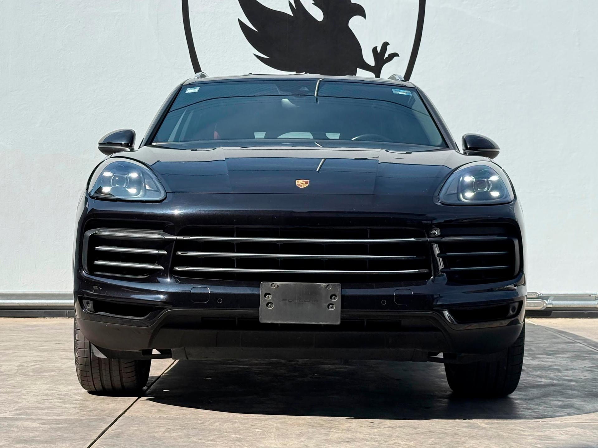 2019 PORSCHE Cayenne - FRONT