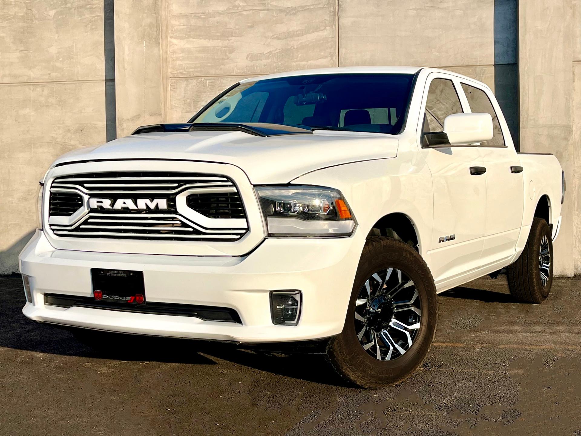 DODGE Ram 1500 SLT