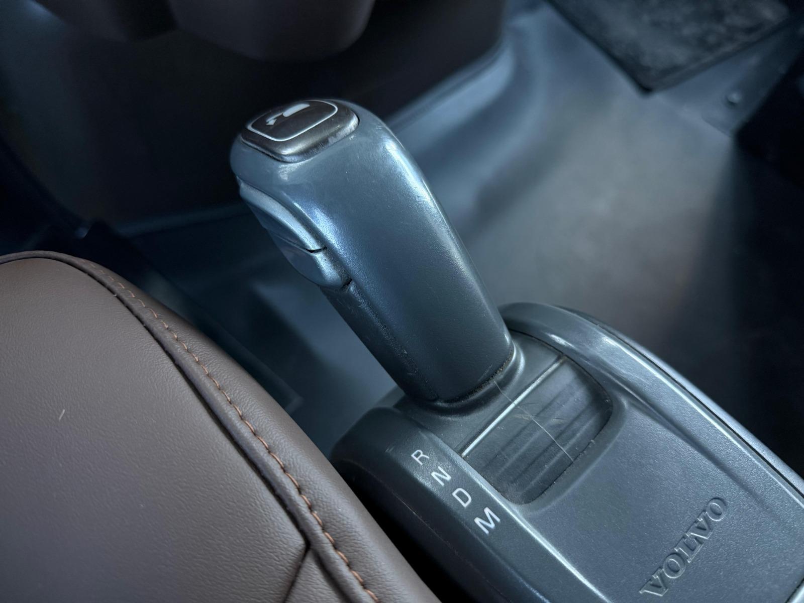 2016 VOLVO TRUCKS VNL 64T 630 - IMPERFECTIONS