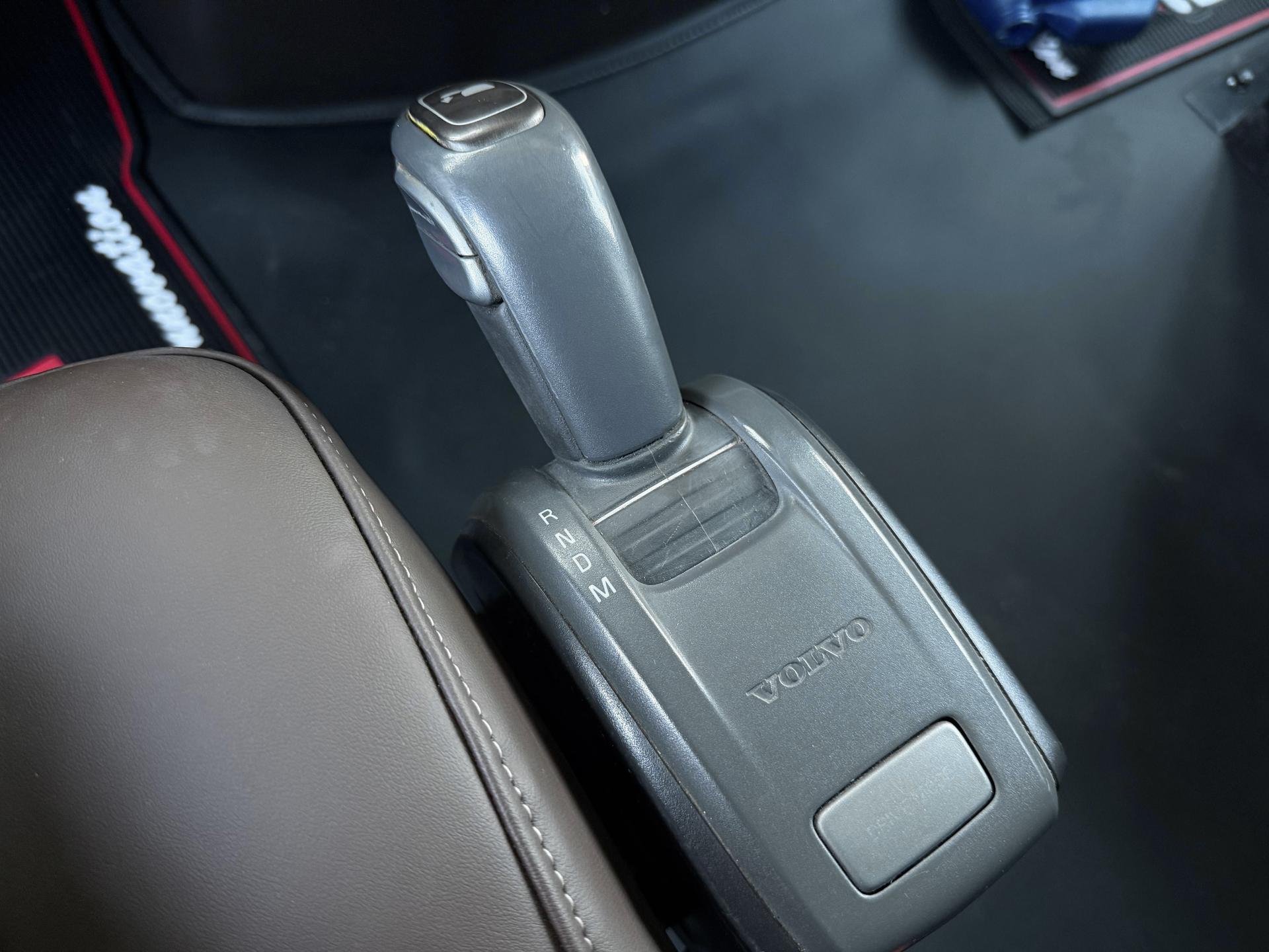 2016 VOLVO TRUCKS VNL 64T 630 - IMPERFECTIONS