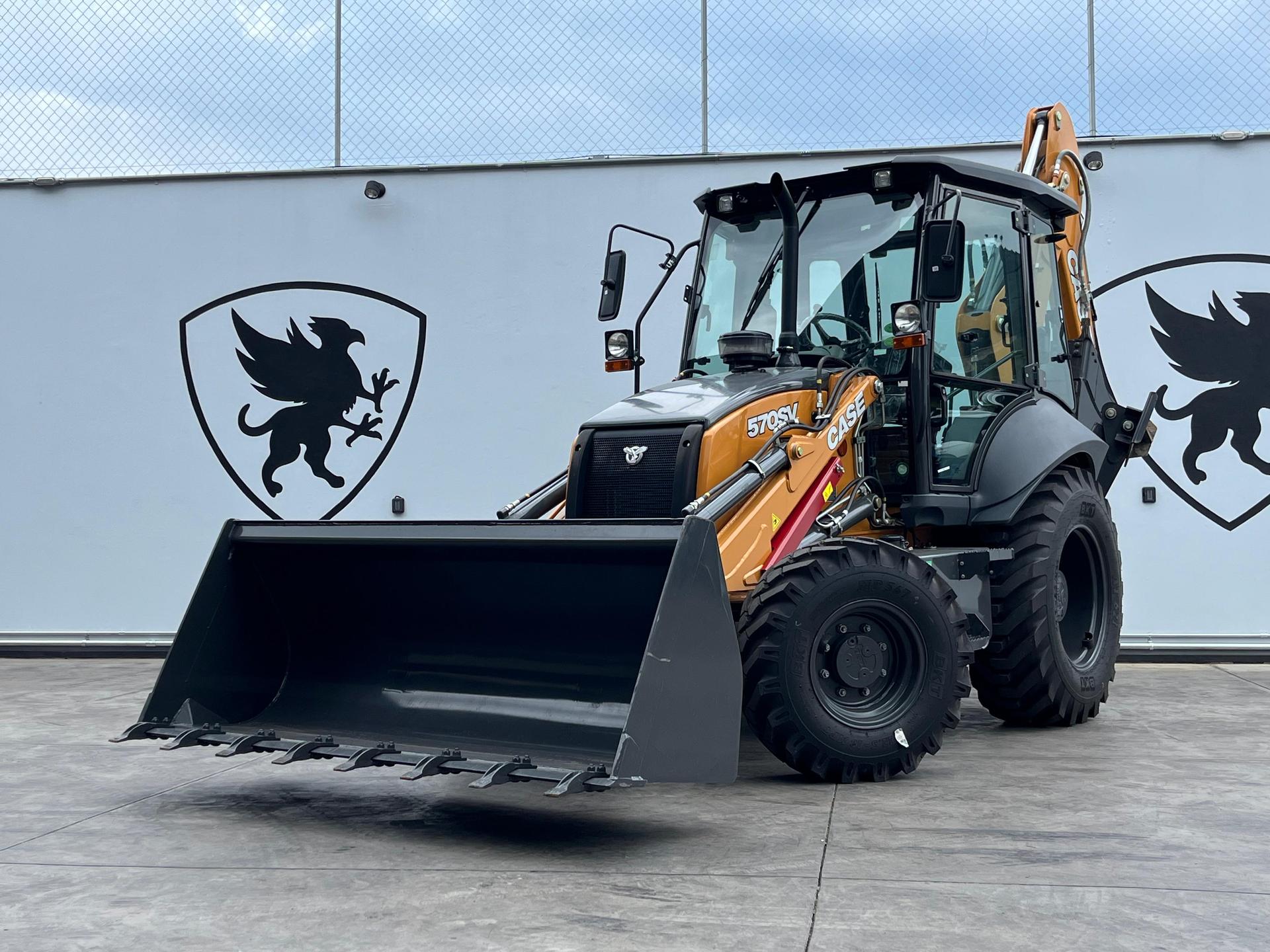 CASE 570 SV