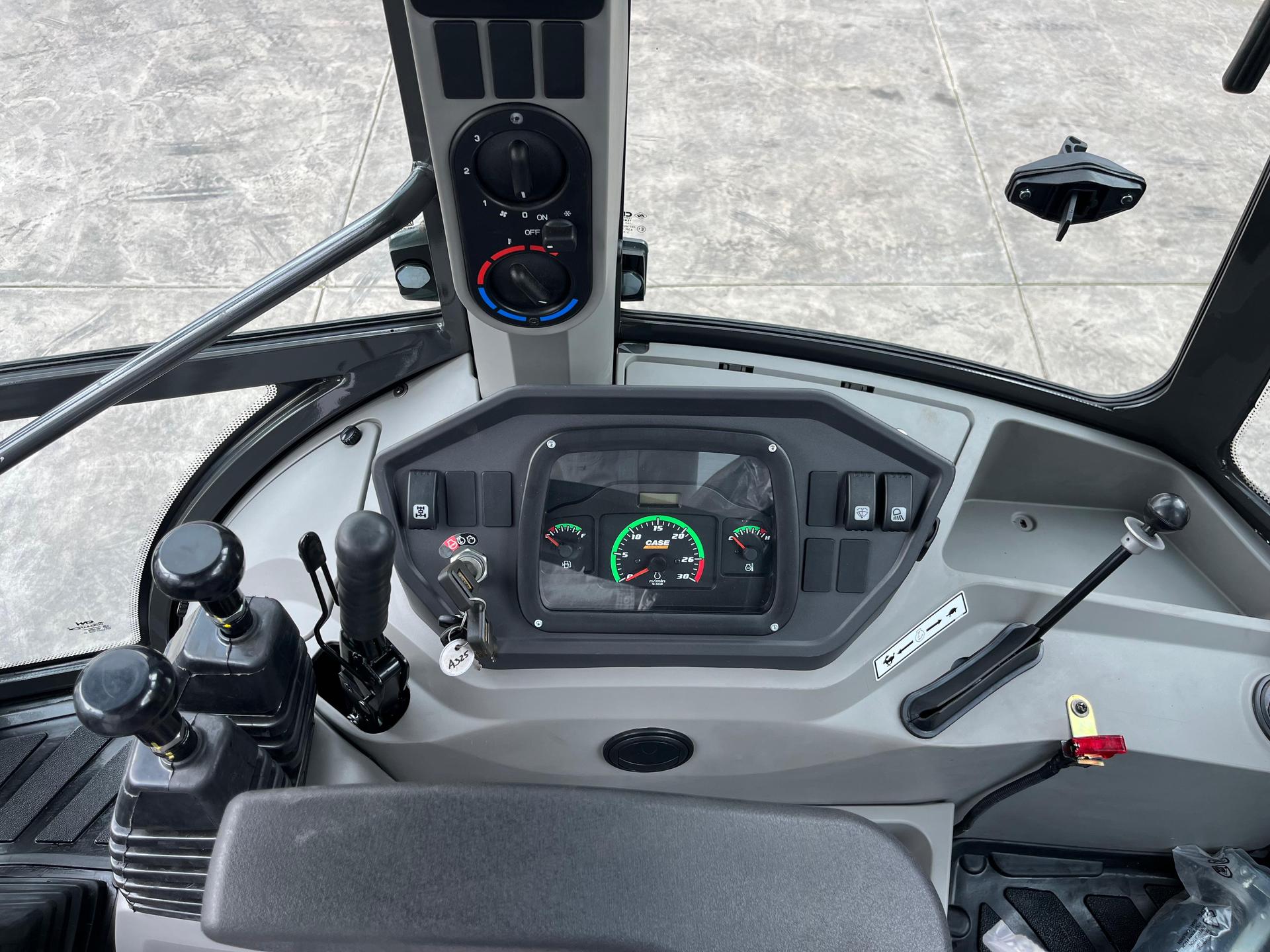 2025 CASE 570 SV - ODOMETER