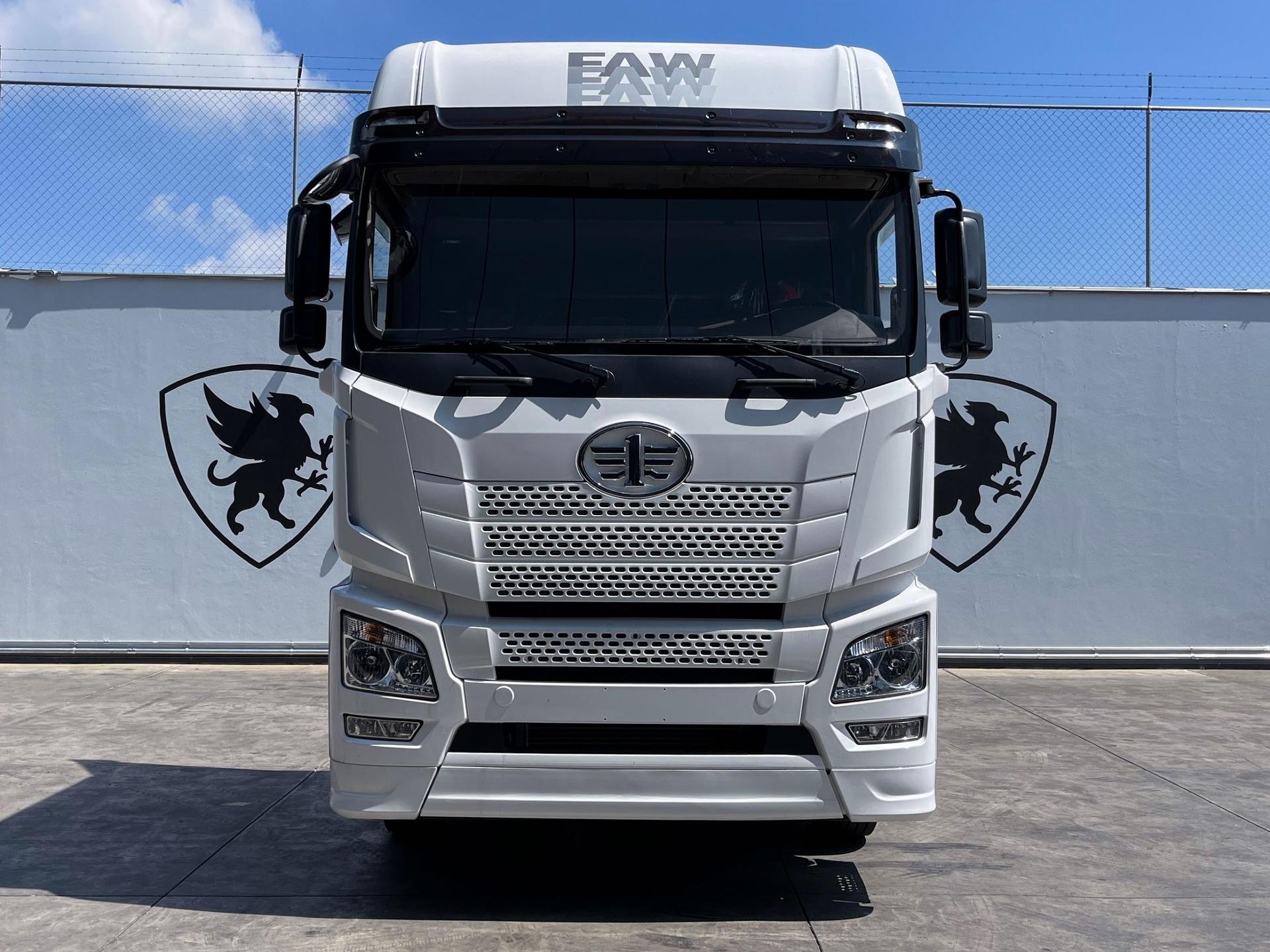 2025 FAW JH6 - FRONT