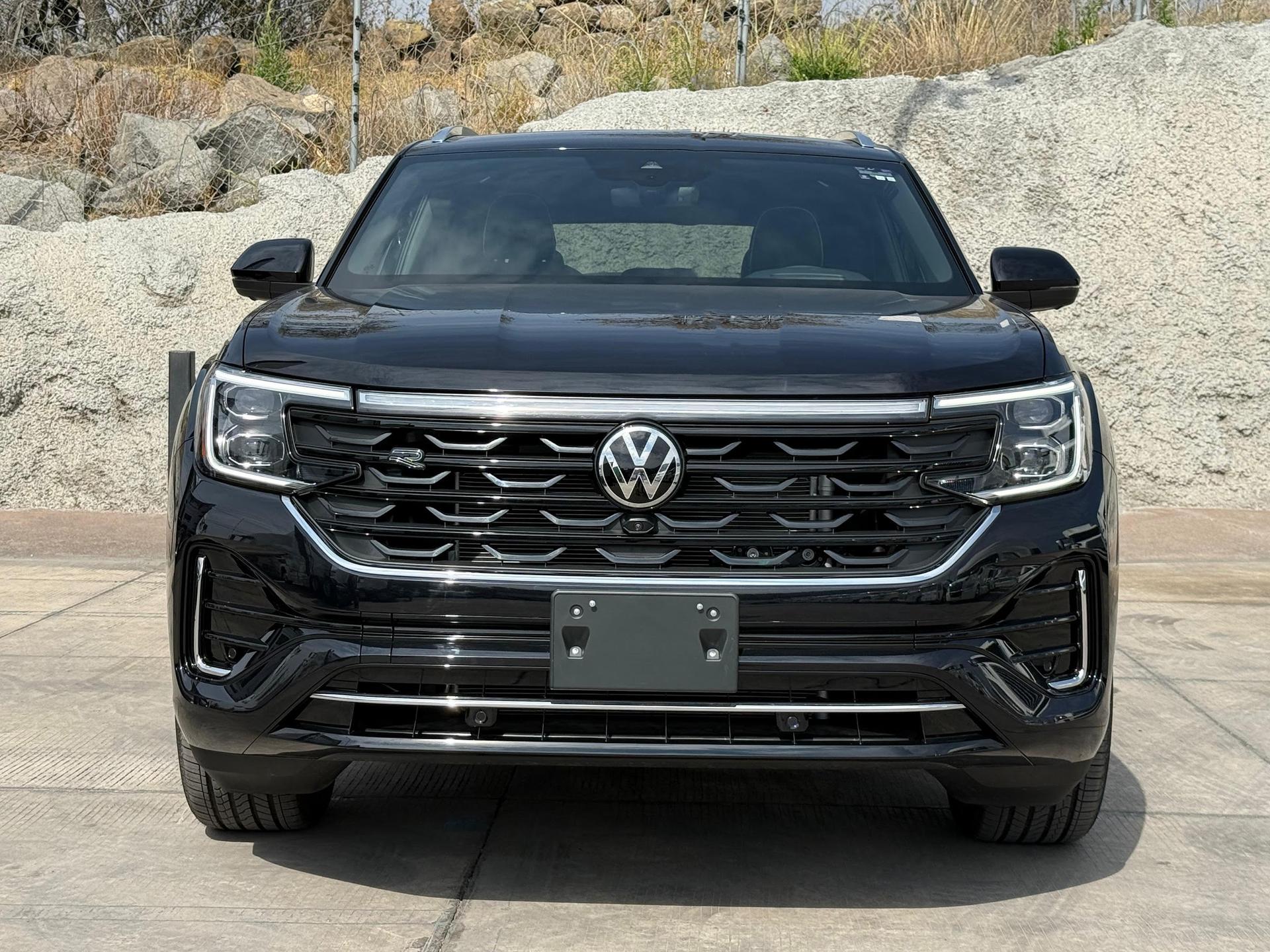2026 VOLKSWAGEN Cross Sport - FRONT