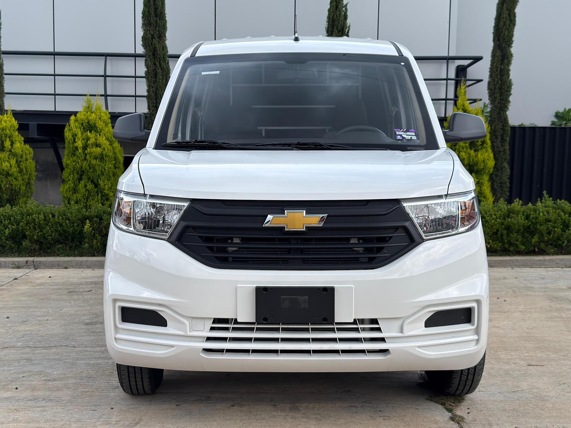 2026 CHEVROLET Tornado Van - FRONT