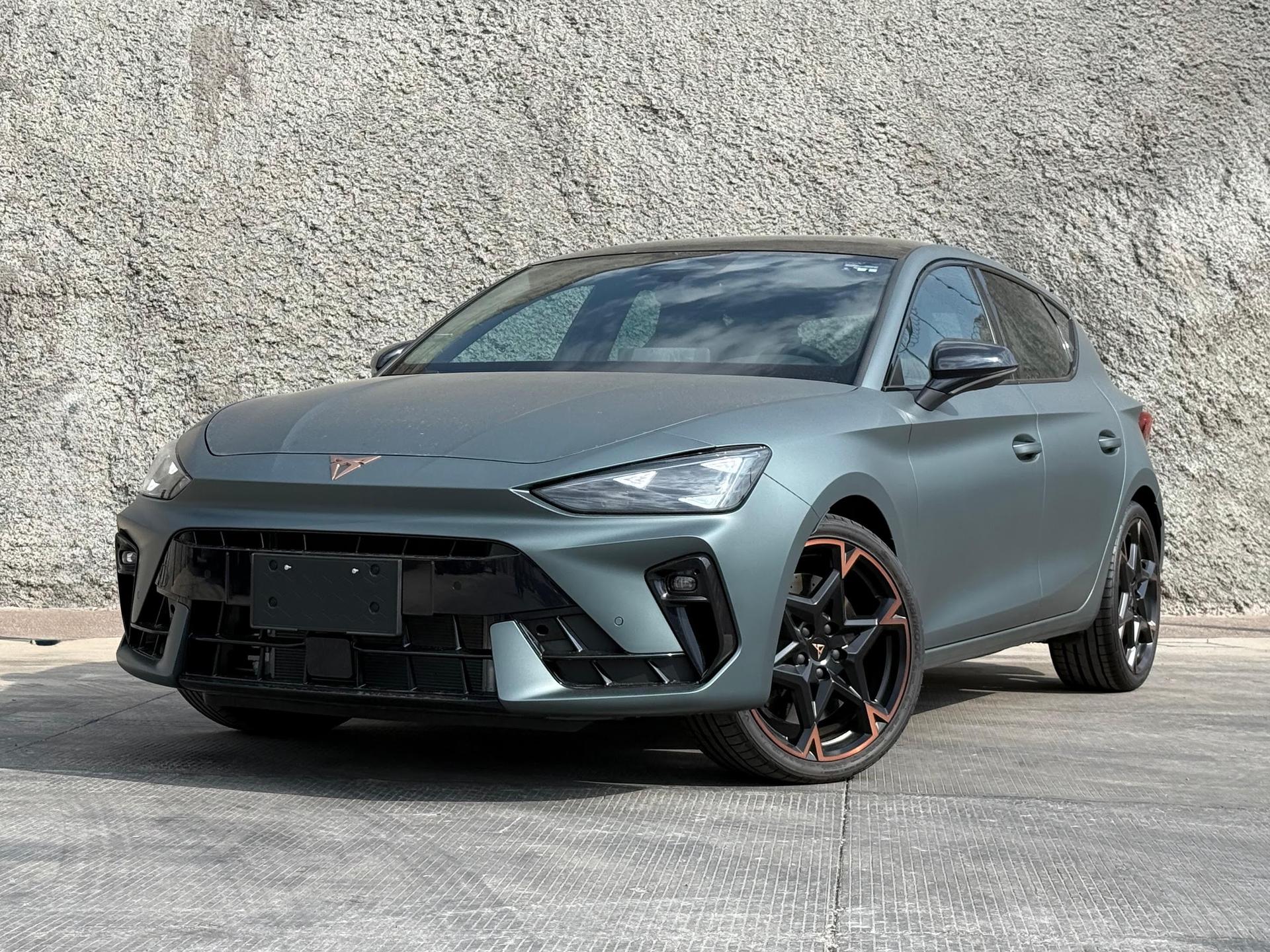 CUPRA Leon VZ pintura mate