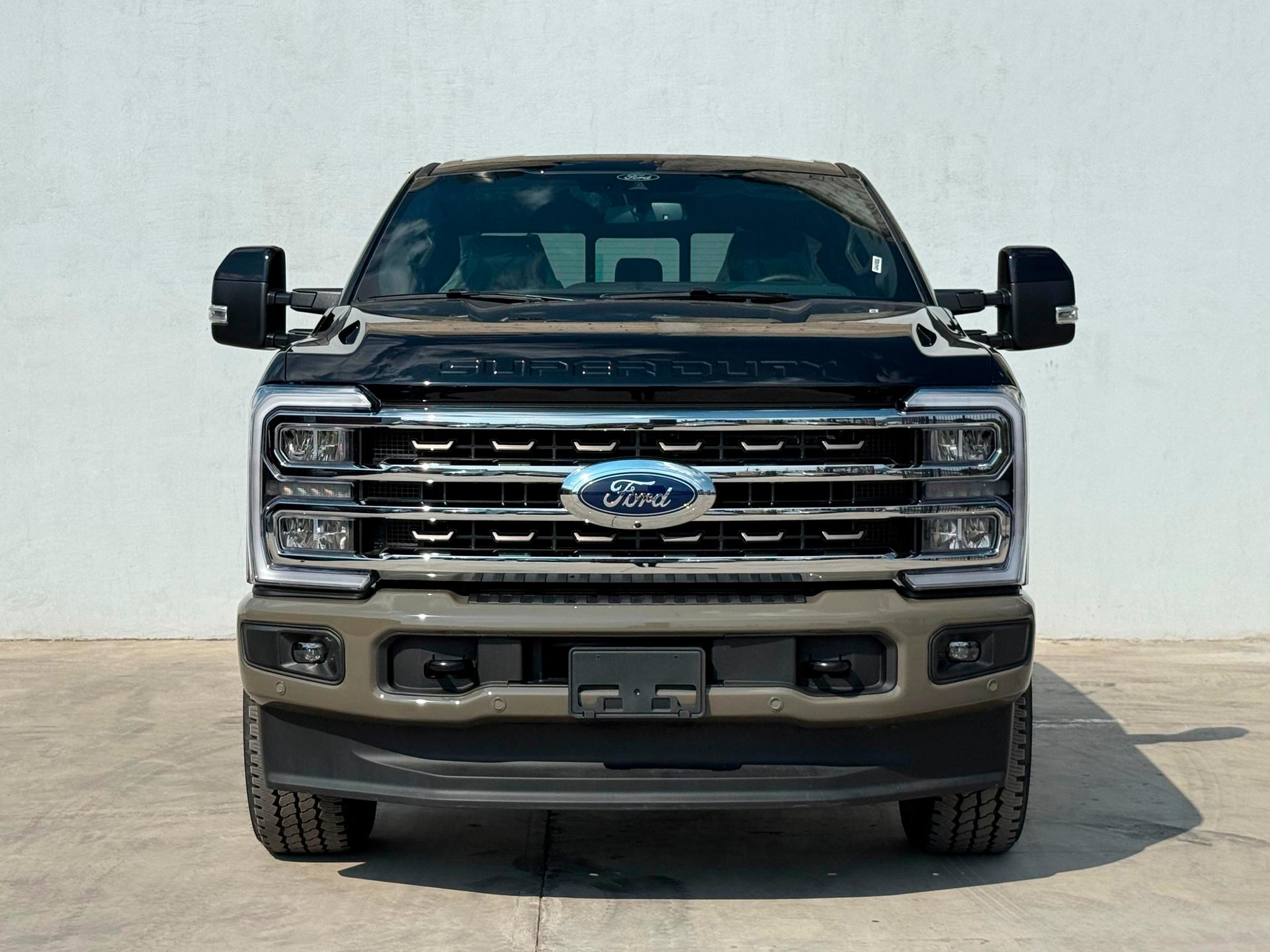 2026 FORD F-250 King Ranch - FRONT