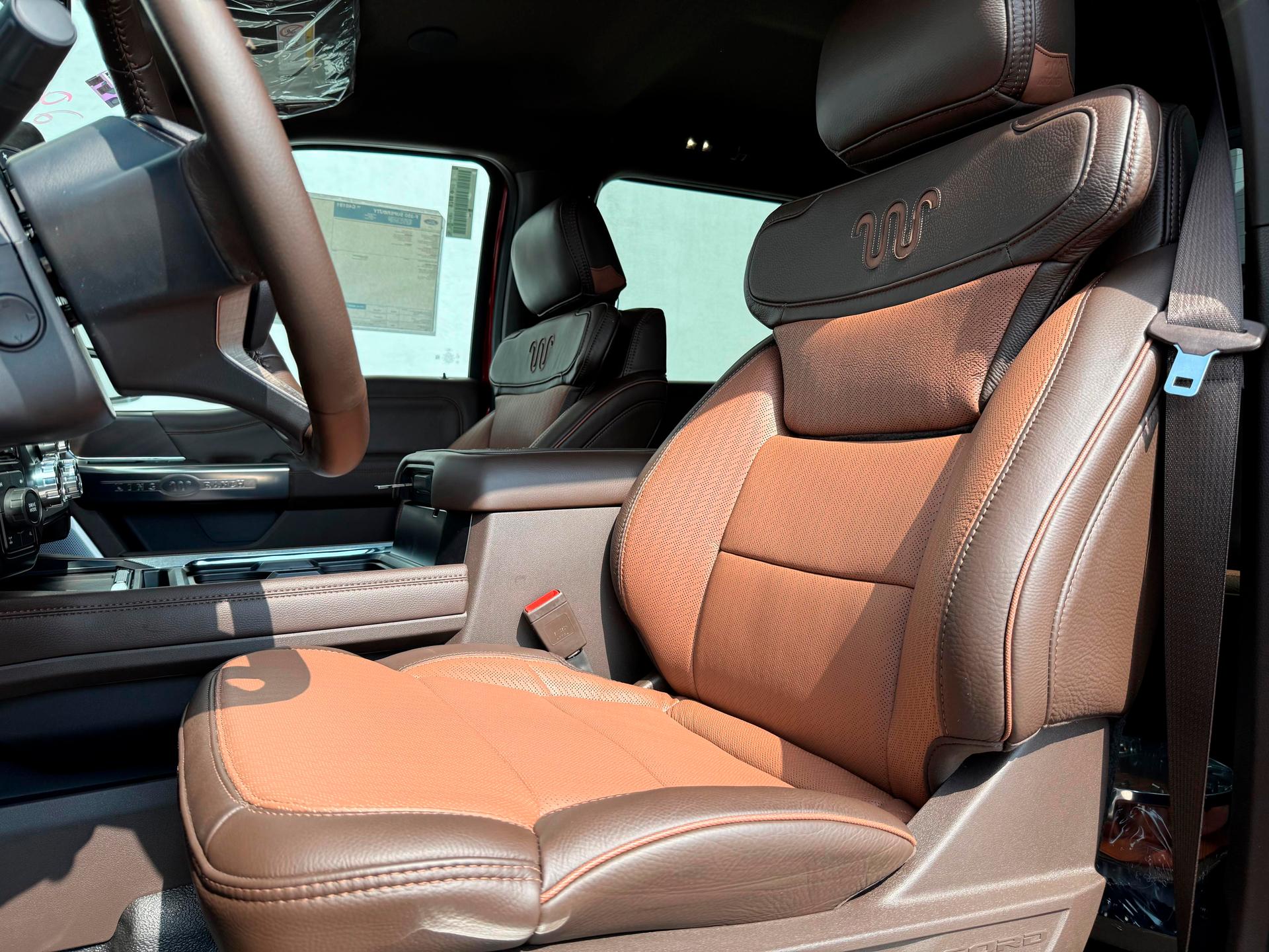 2026 FORD F-250 King Ranch - SEATS_FRONT