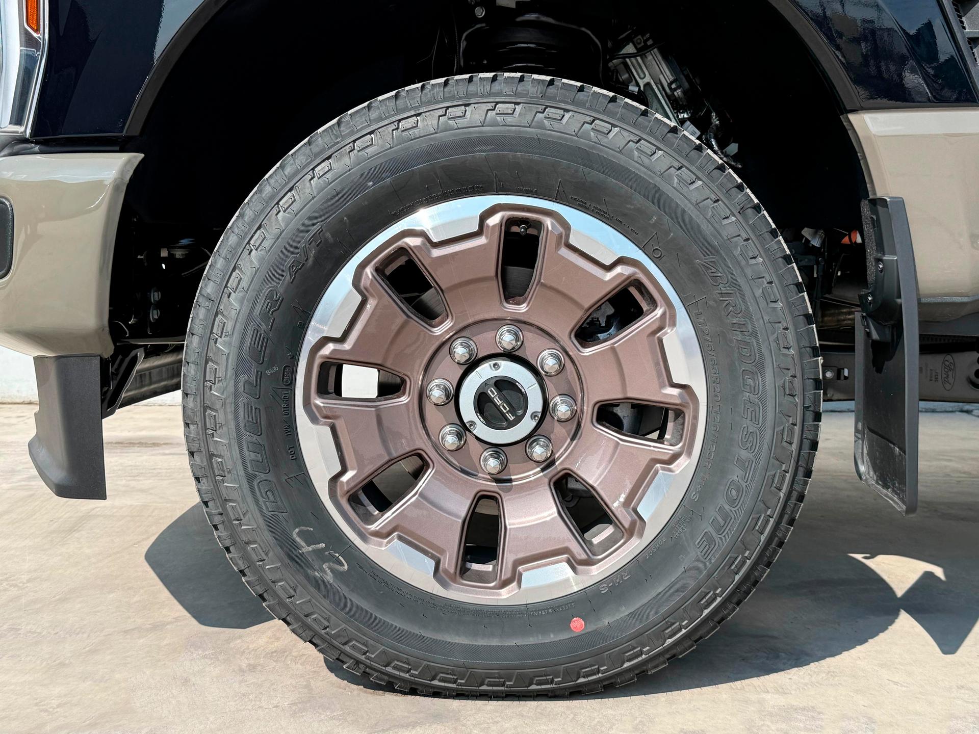 2026 FORD F-250 King Ranch - TIRES