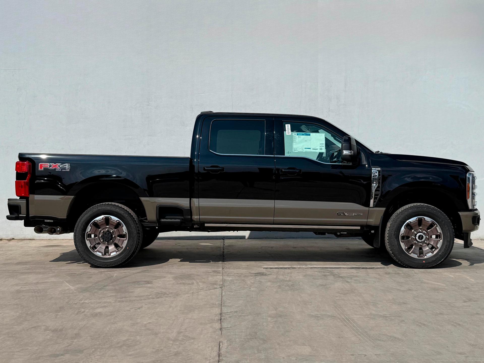 2026 FORD F-250 King Ranch - SIDE_RIGHT