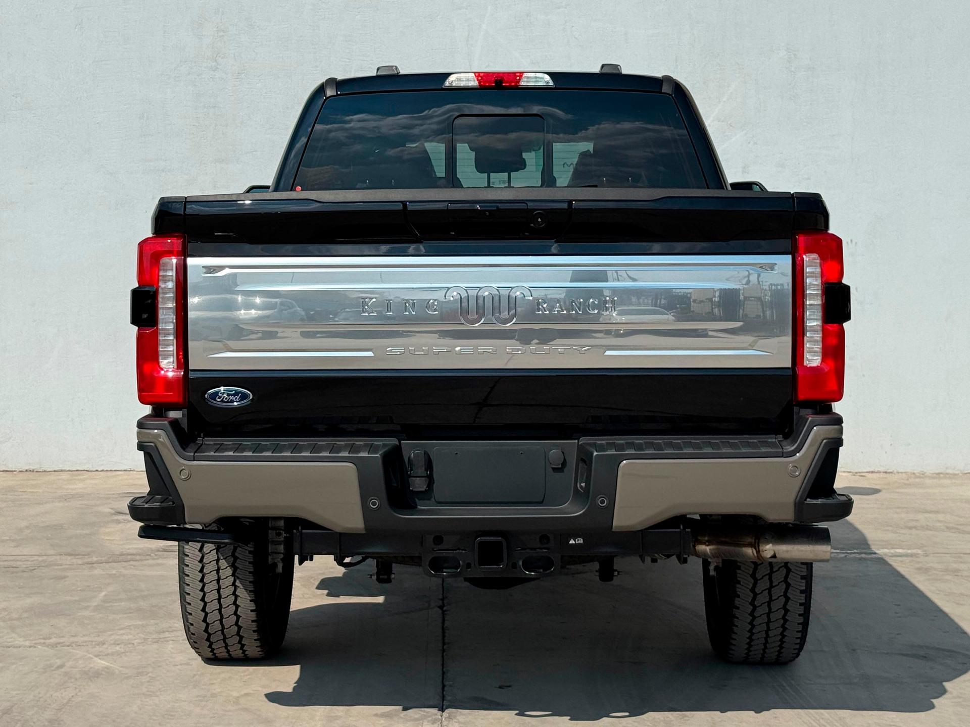 2026 FORD F-250 King Ranch - BACK