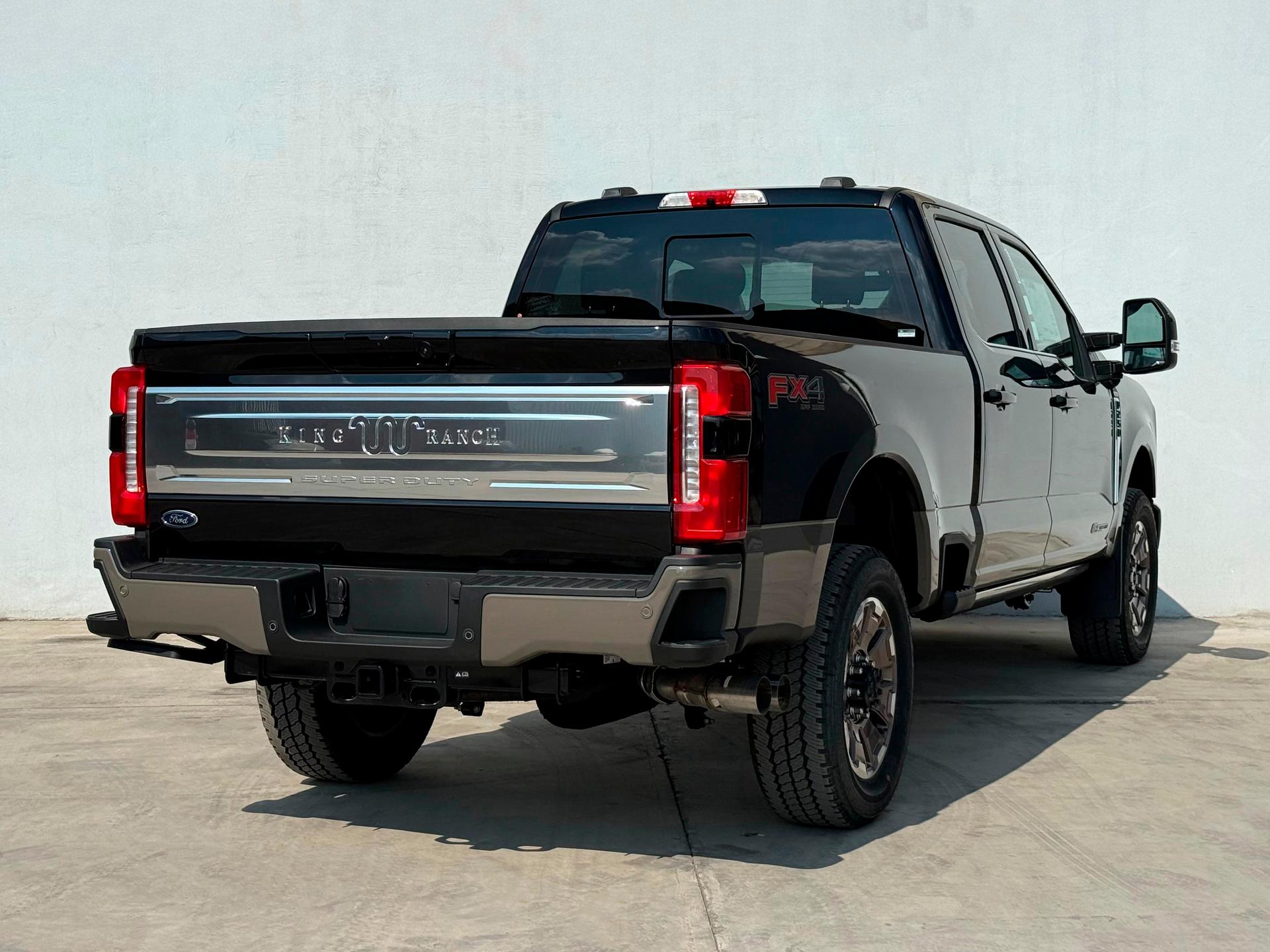2026 FORD F-250 King Ranch - REAR_PASSENGER_SIDE