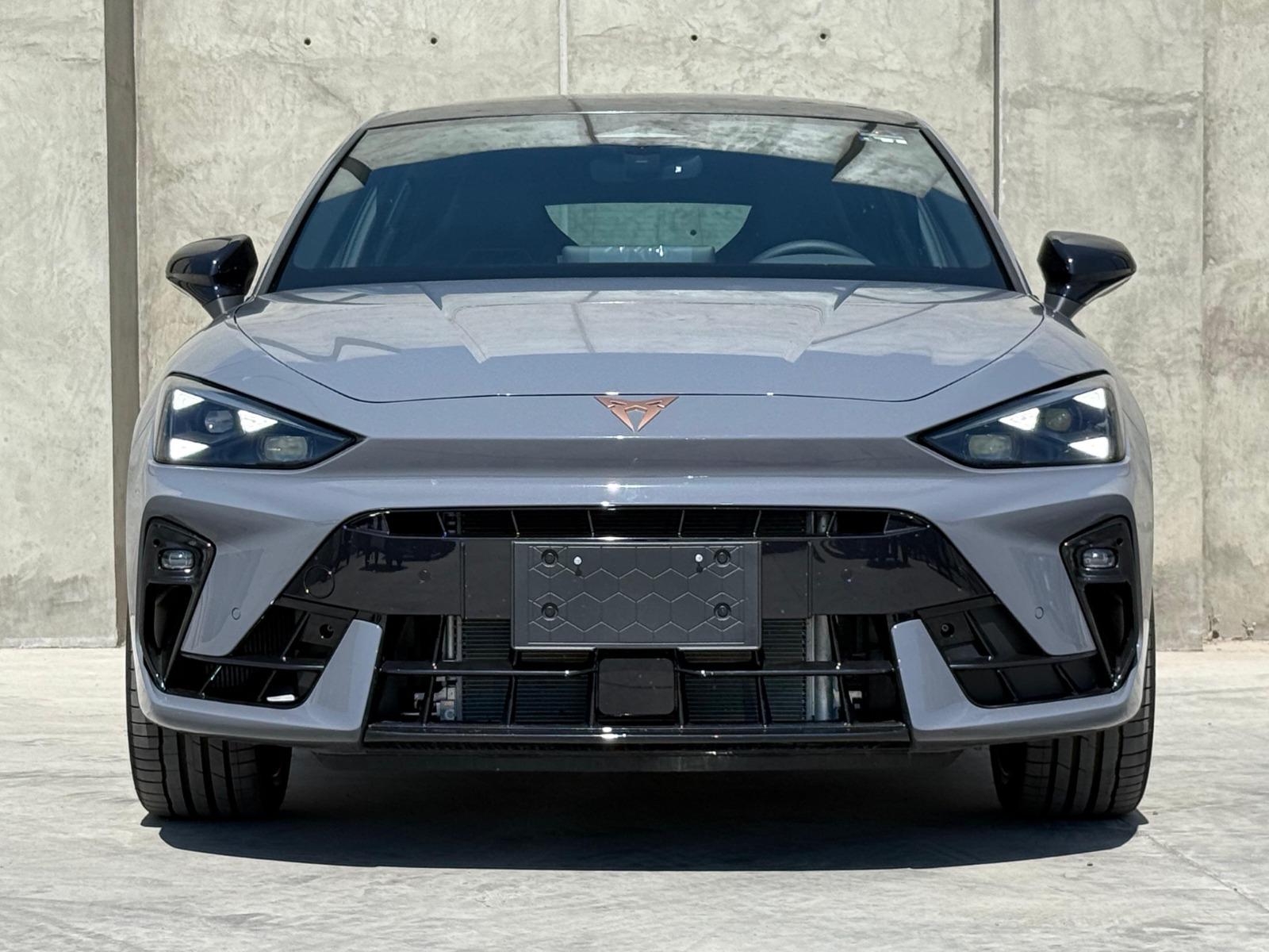 2026 CUPRA Leon - FRONT