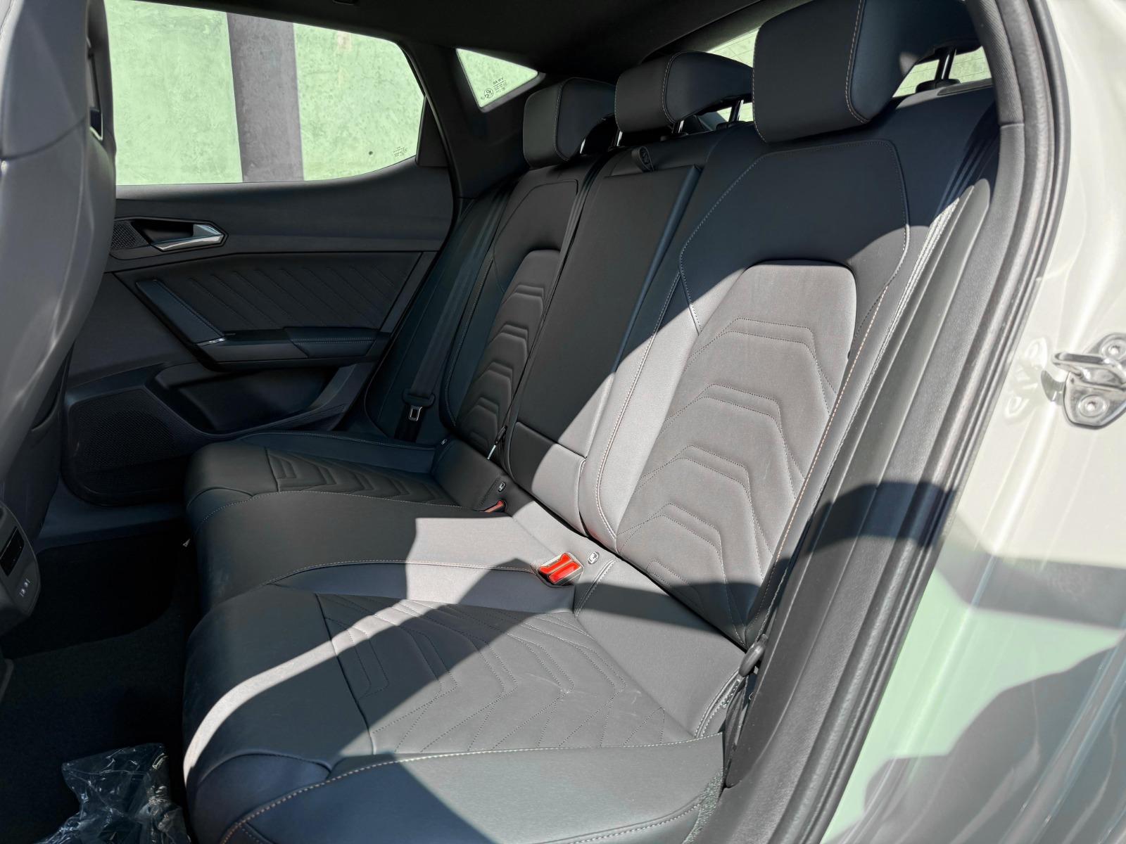 2026 CUPRA Leon - SEATS_REAR