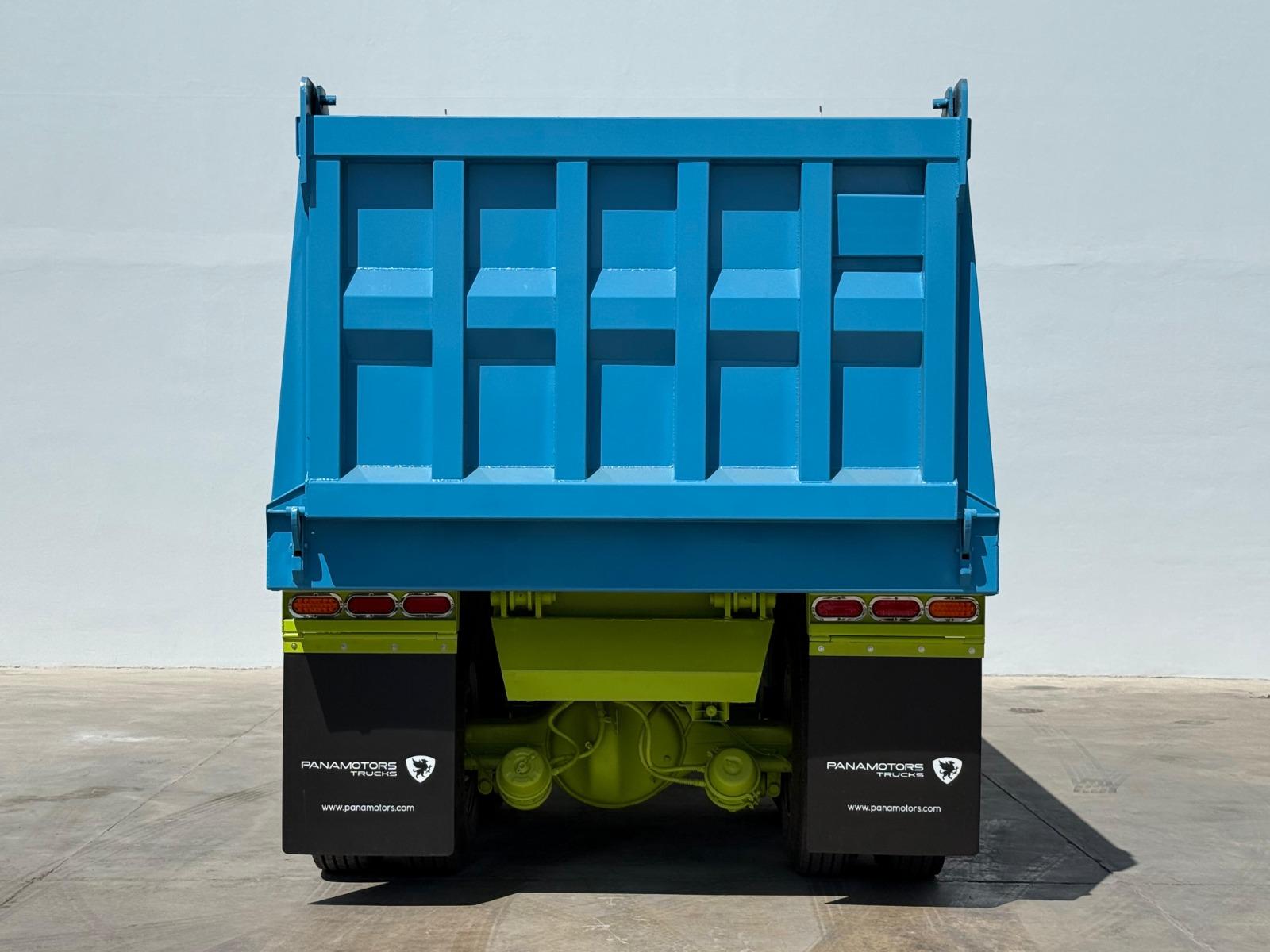 2017 KENWORTH T800 - BACK
