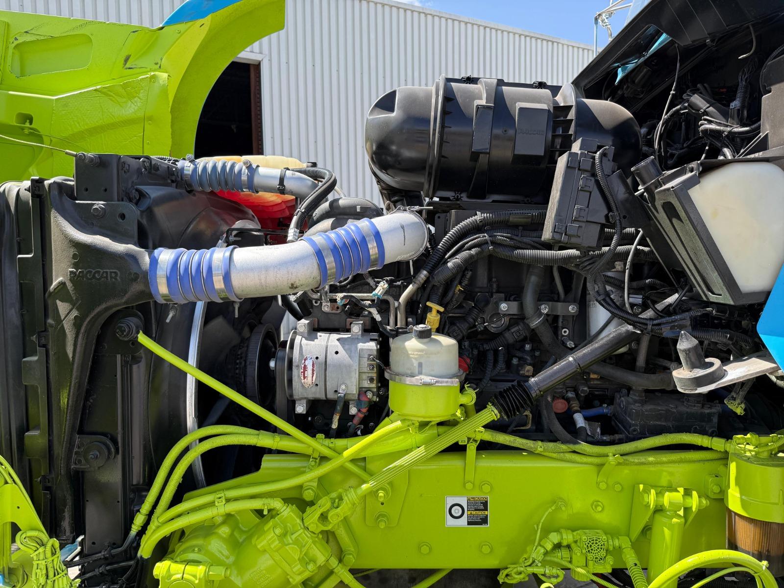 2017 KENWORTH T800 - ENGINE