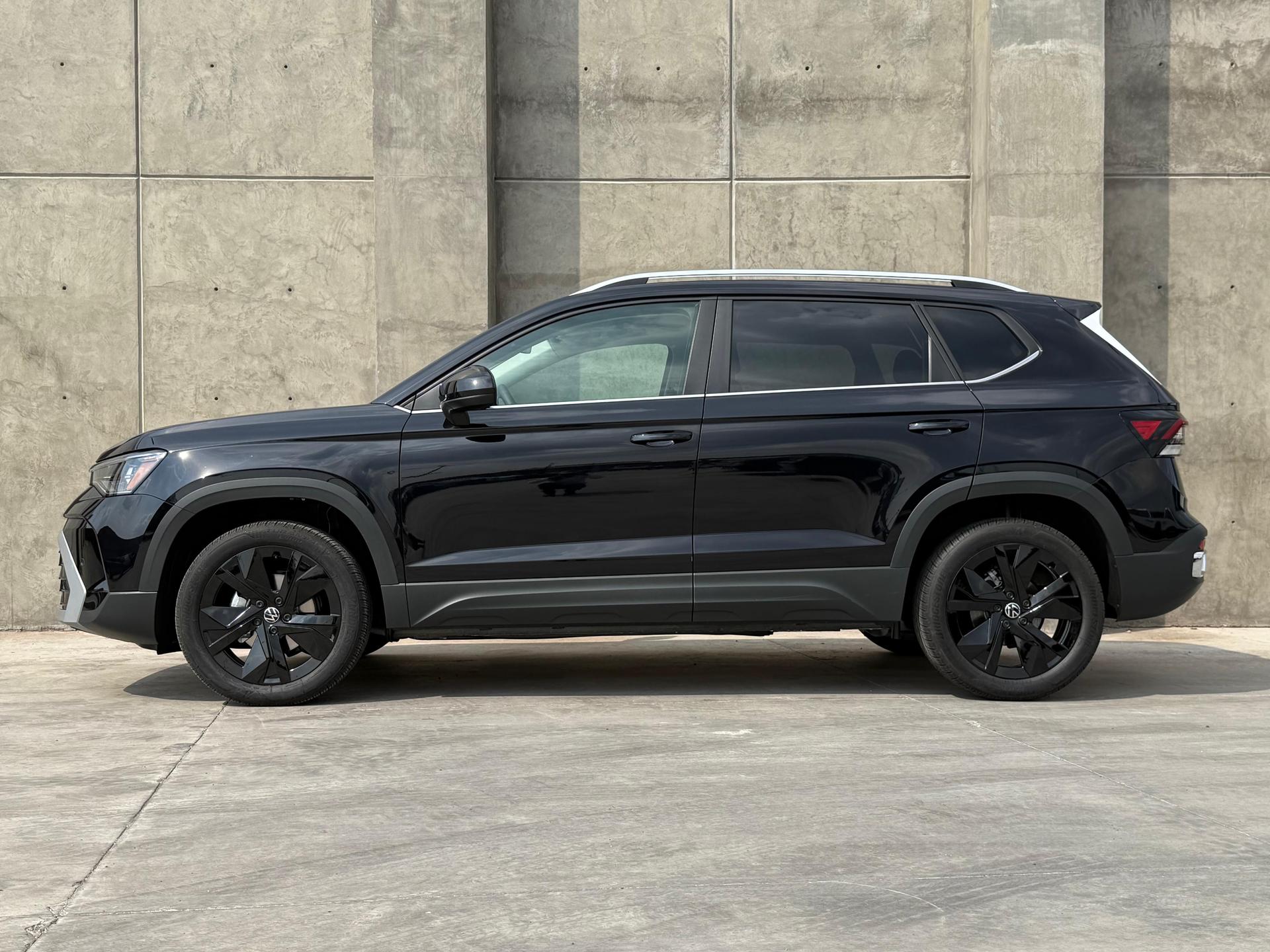 2026 VOLKSWAGEN Taos - SIDE_LEFT