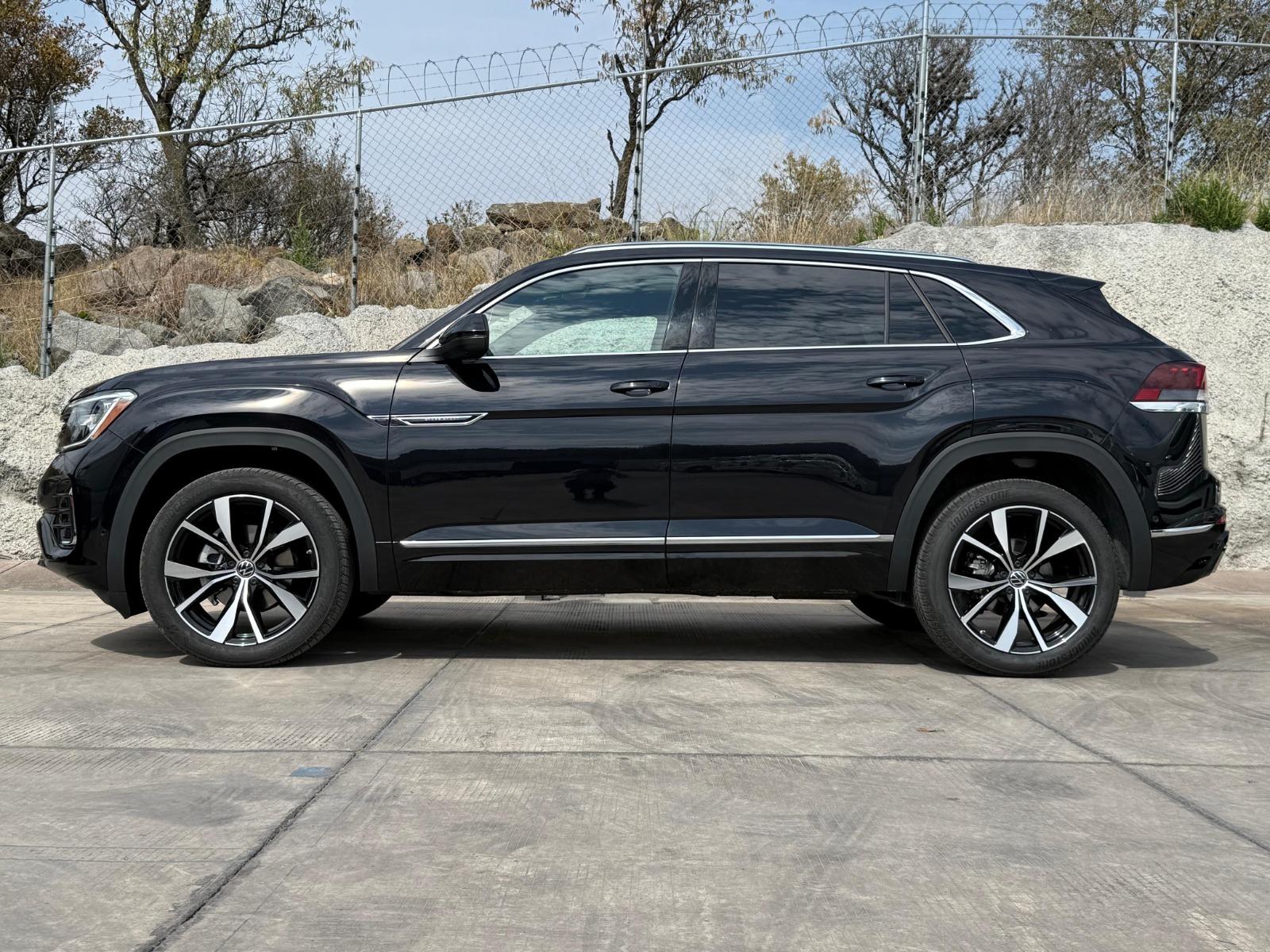 2026 VOLKSWAGEN Cross Sport - SIDE_LEFT