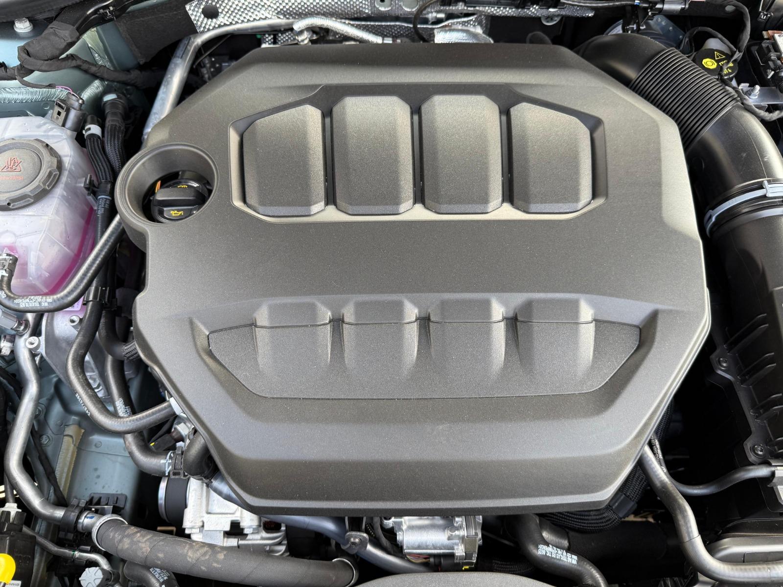 2026 CUPRA Leon VZ - ENGINE