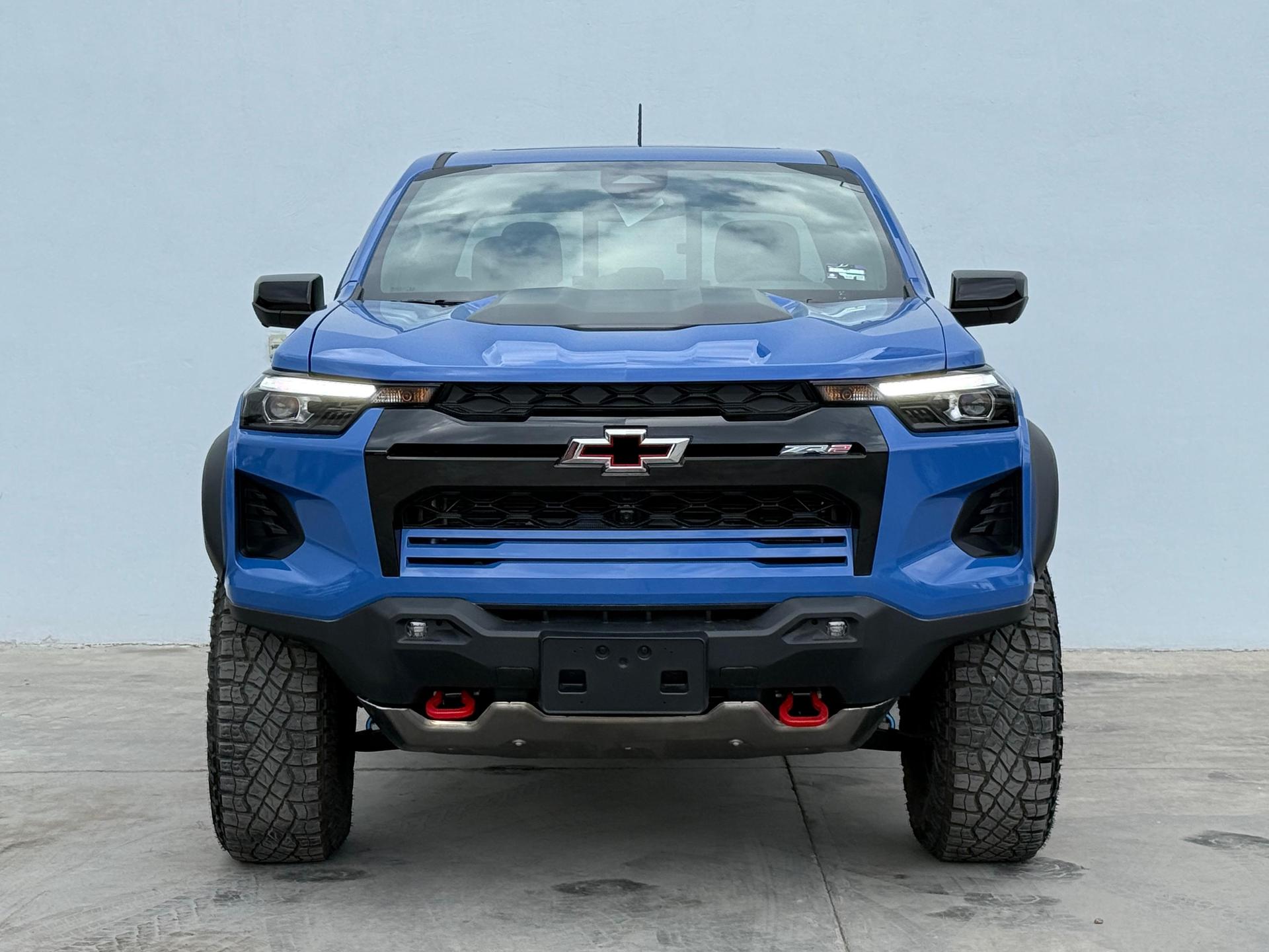 2026 CHEVROLET Colorado - FRONT