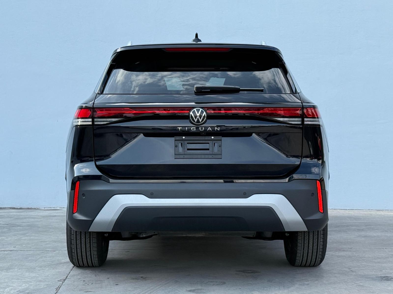 2026 VOLKSWAGEN Tiguan - BACK