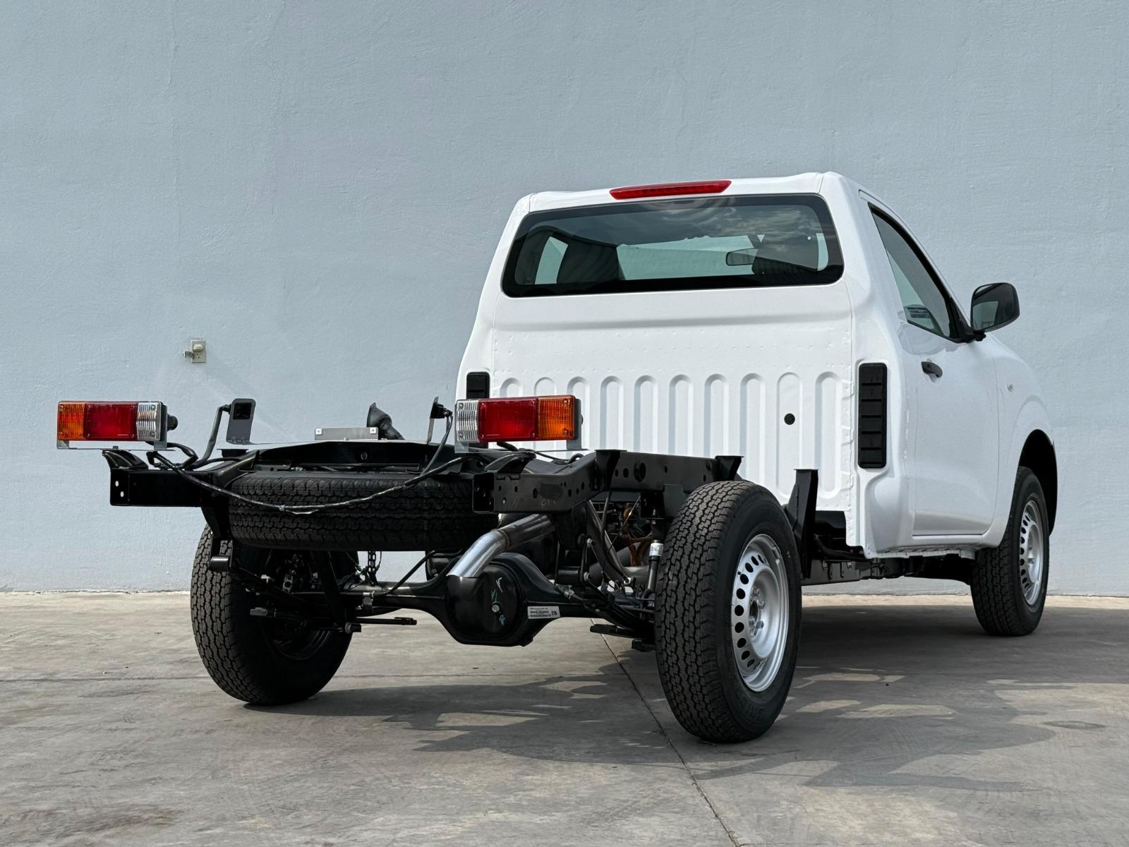 2026 NISSAN NP300 Chasis - REAR_PASSENGER_SIDE