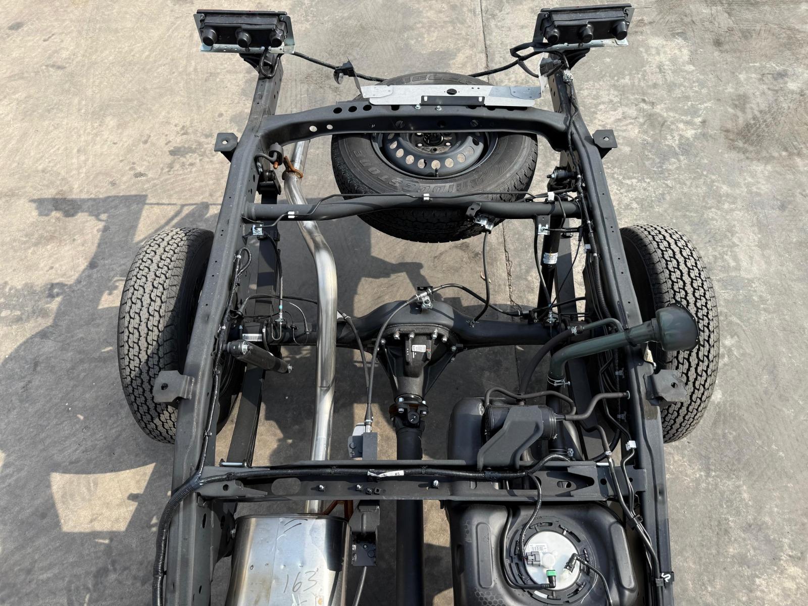 2026 NISSAN NP300 Chasis - TRUNK