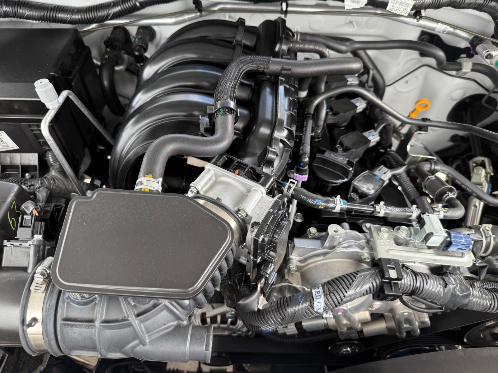 2026 NISSAN NP300 Chasis - ENGINE