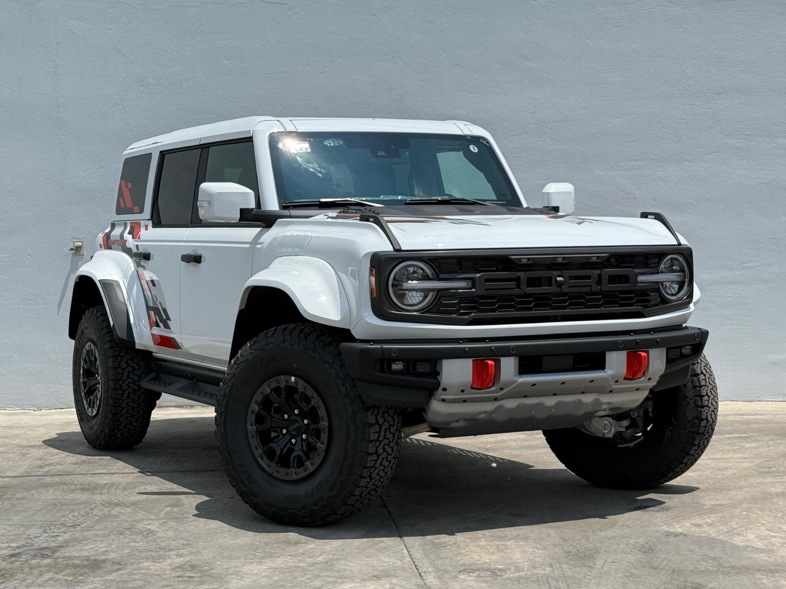 2026 FORD Bronco - FRONT_PASSENGER_SIDE