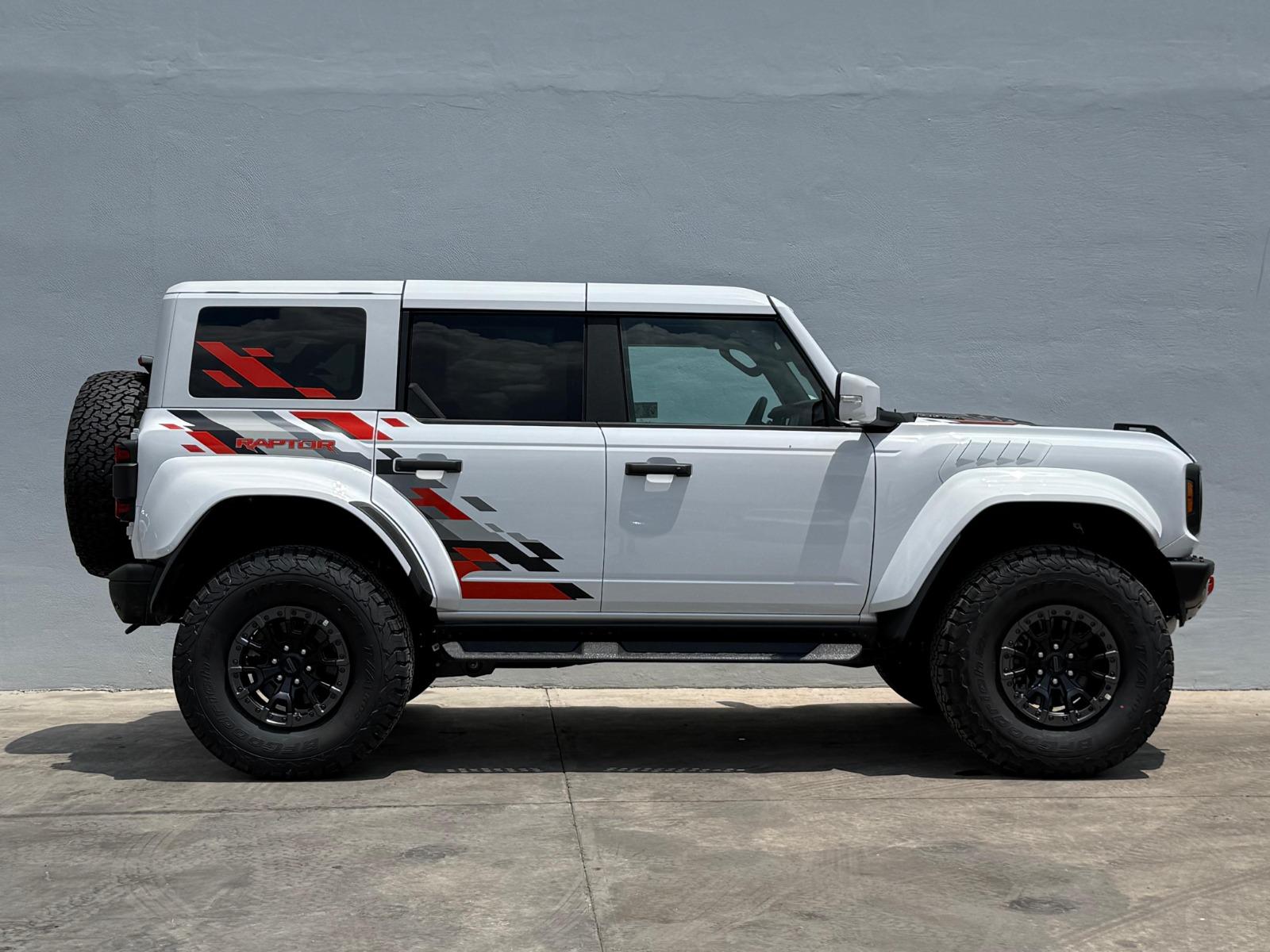 2026 FORD Bronco - SIDE_RIGHT