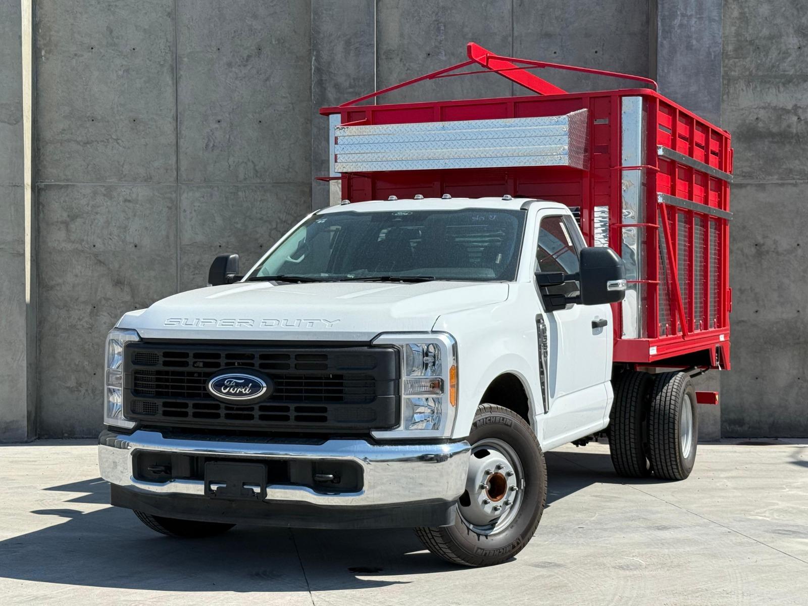 FORD F-350 XL Plus Caja Seca