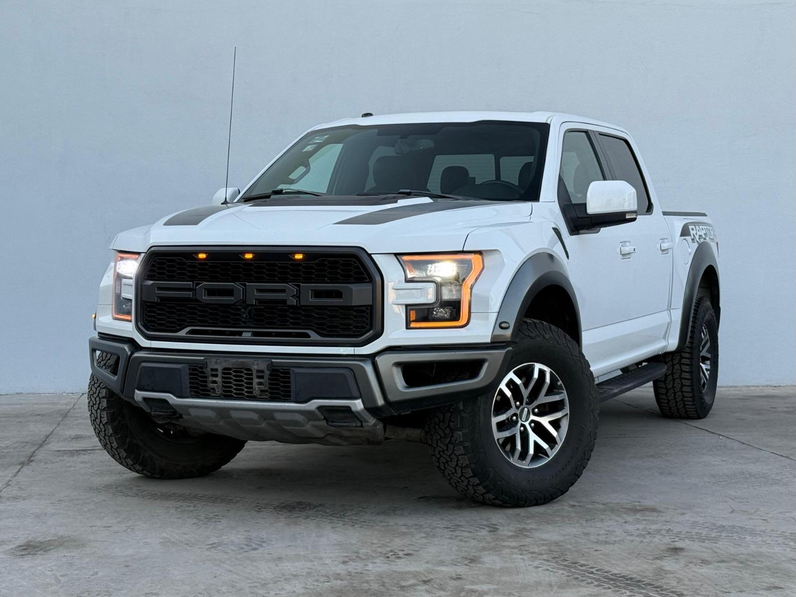 FORD Lobo Raptor