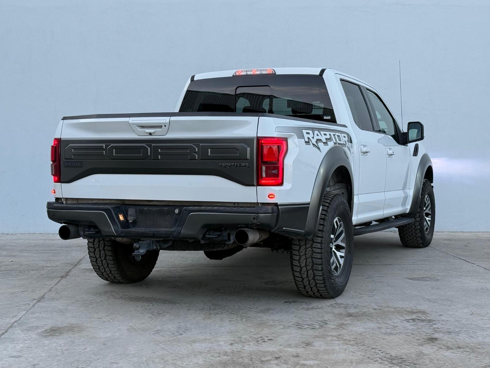 2018 FORD Lobo - REAR_PASSENGER_SIDE