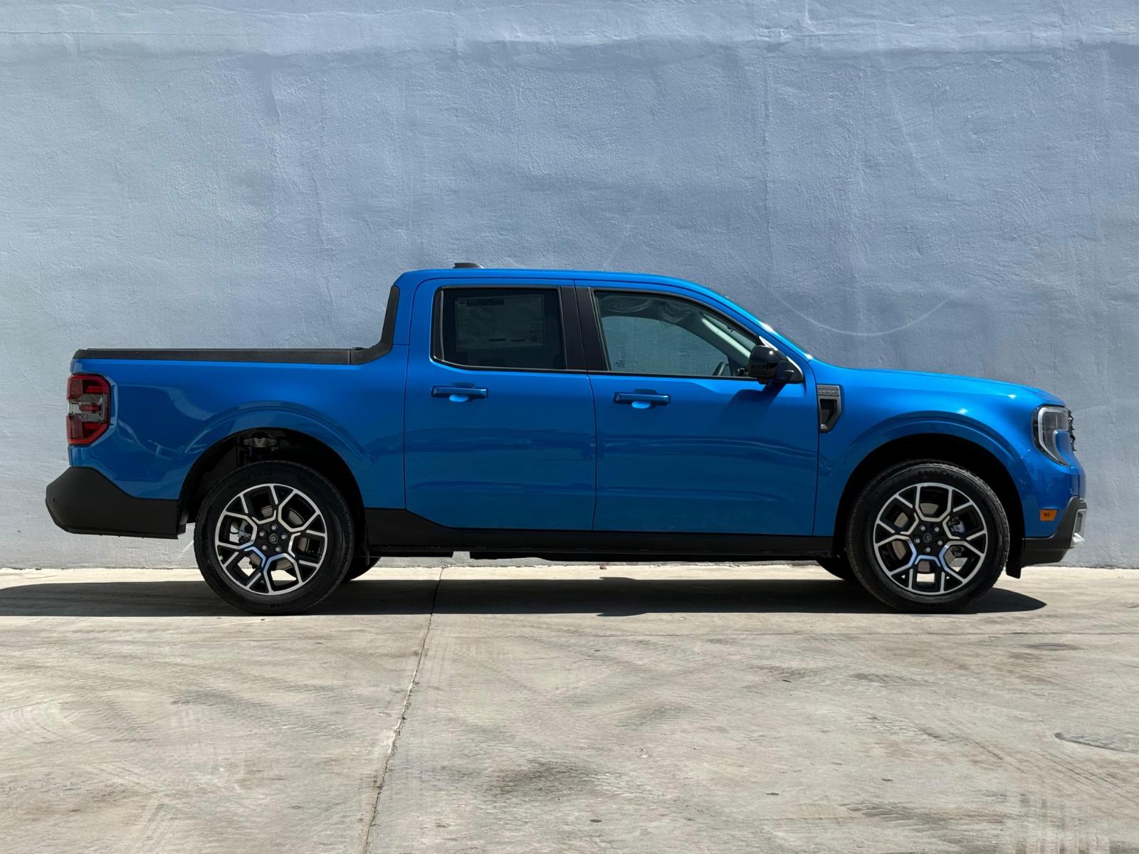 2027 FORD Maverick - SIDE_RIGHT