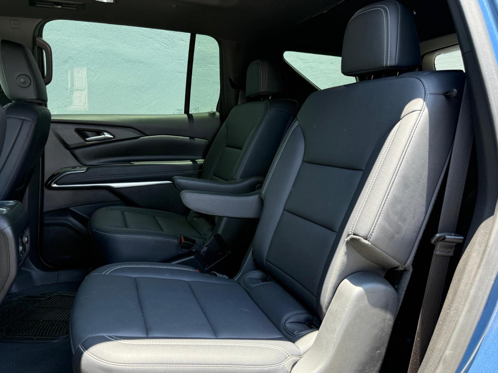 2025 CHEVROLET Traverse - SEATS_REAR