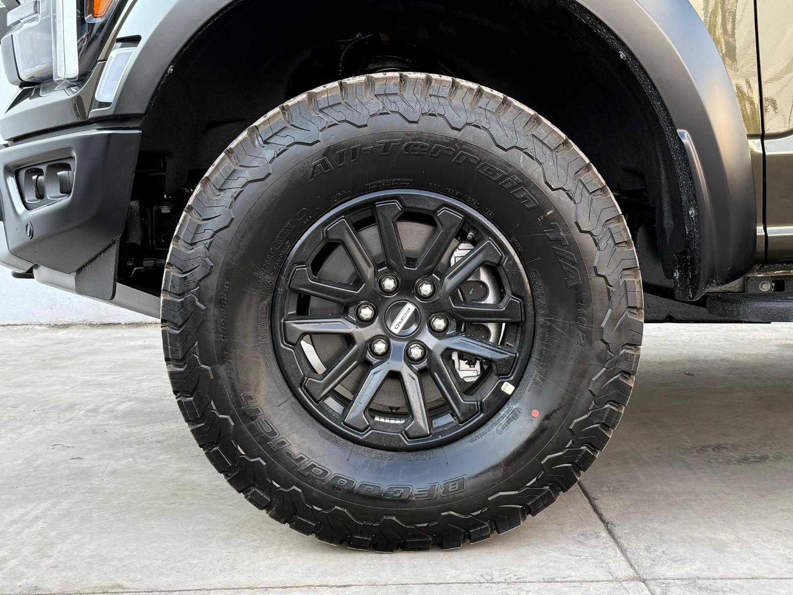 2026 FORD Lobo Raptor - TIRES