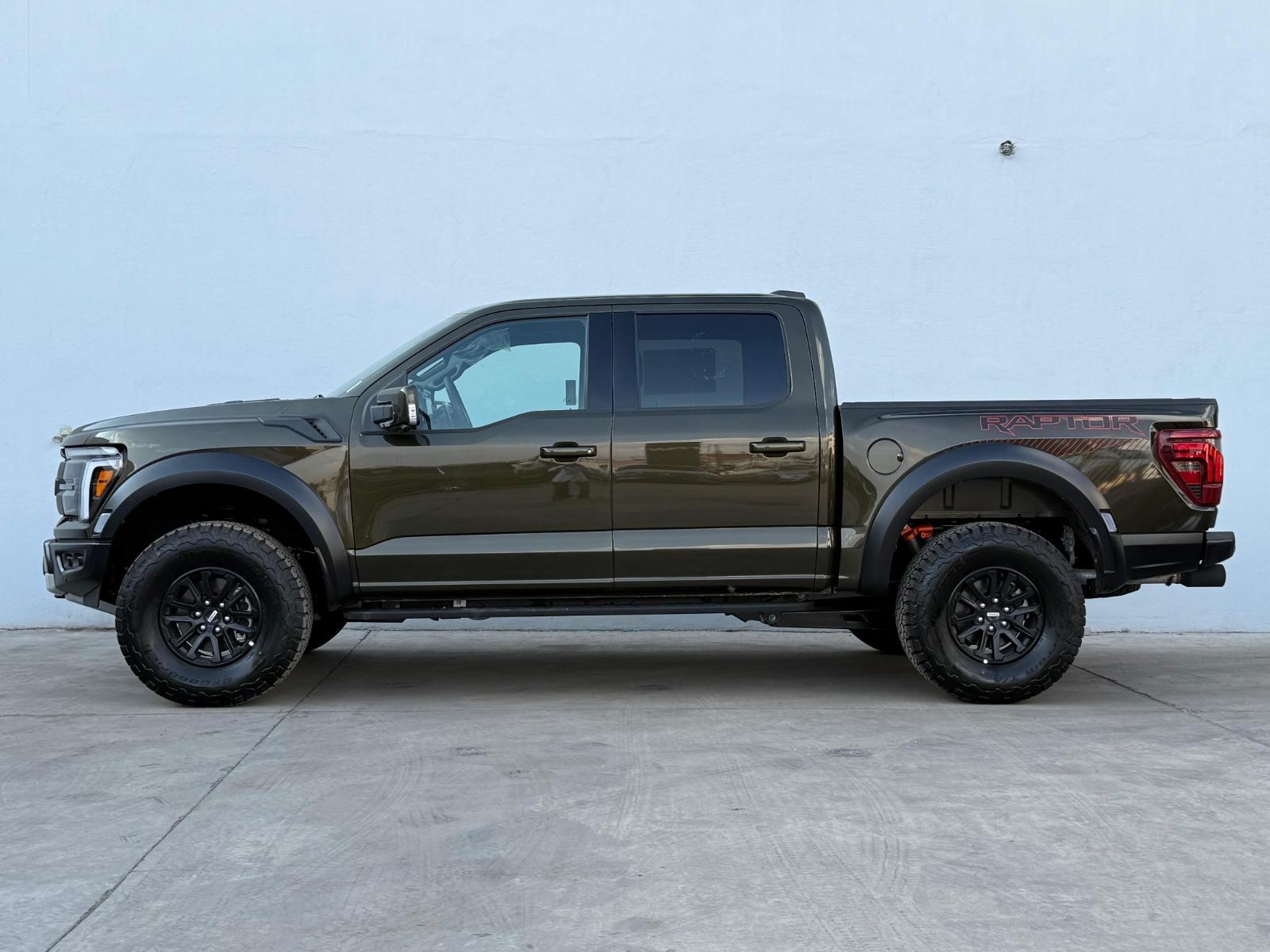 2026 FORD Lobo Raptor - SIDE_LEFT