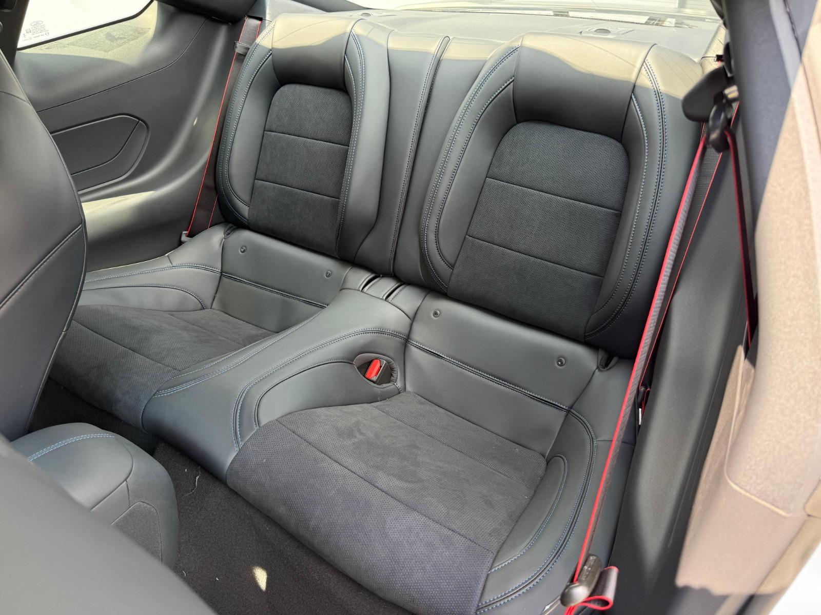 2026 FORD Mustang Dark Horse - SEATS_REAR