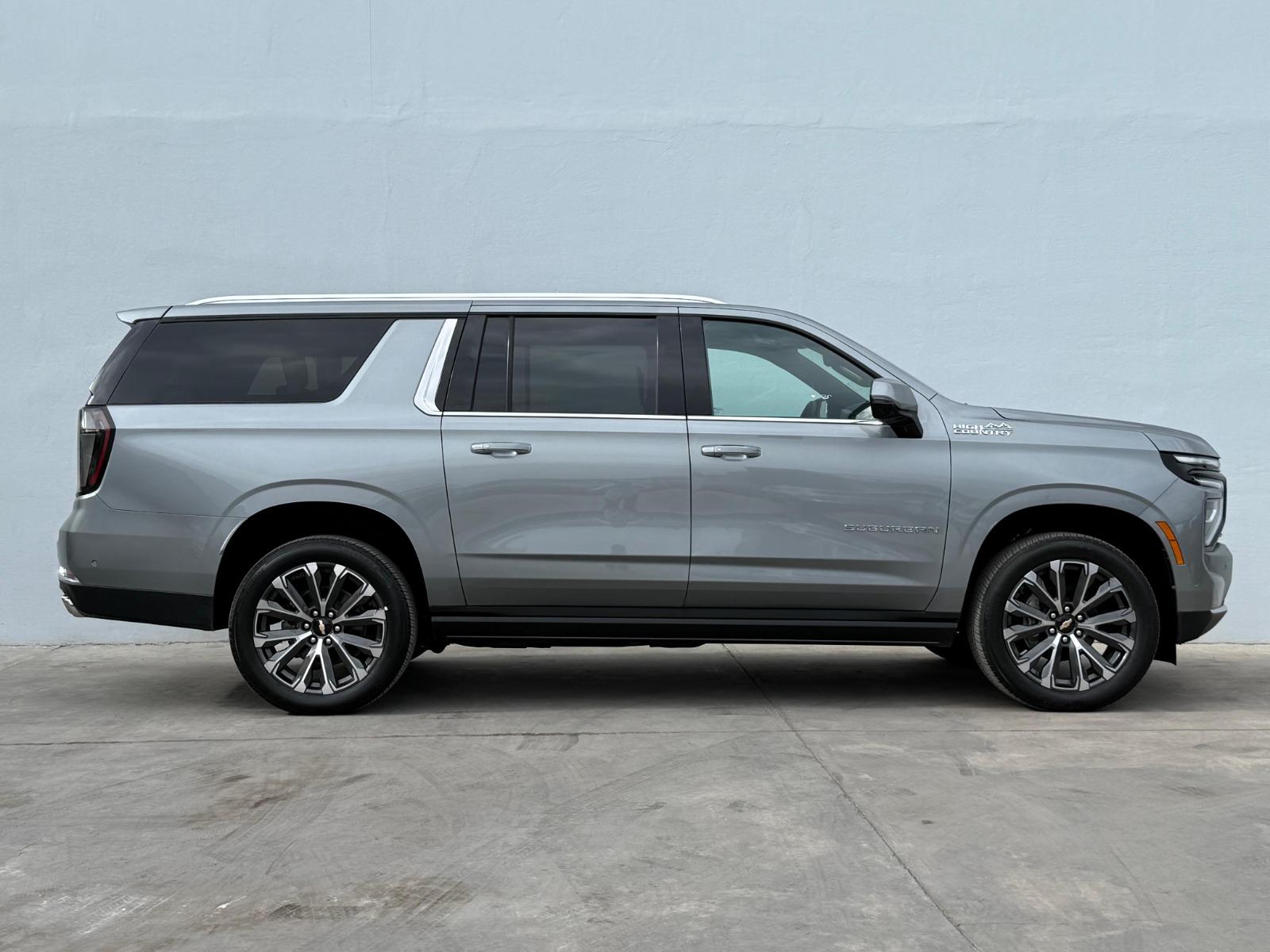 2026 CHEVROLET Suburban - SIDE_RIGHT