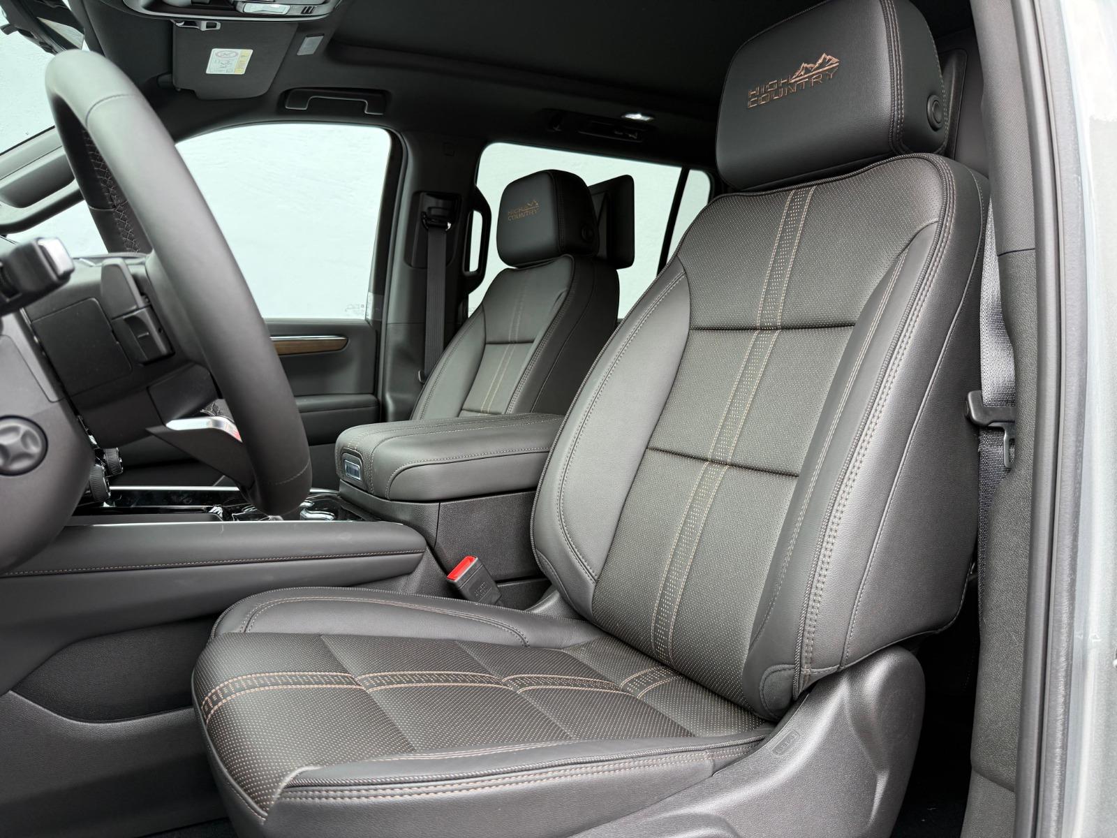 2026 CHEVROLET Suburban - SEATS_FRONT