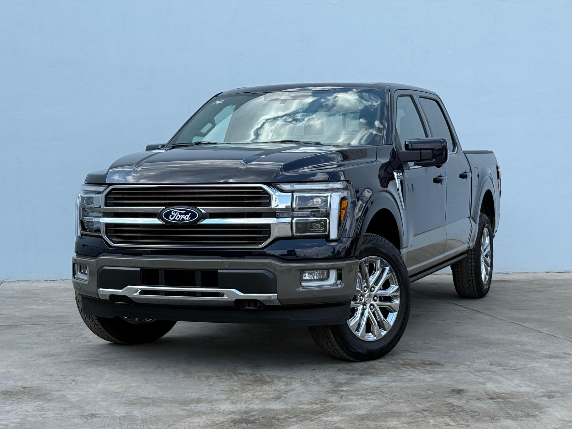 2026 FORD Lobo King Ranch - FRONT_DRIVER_SIDE