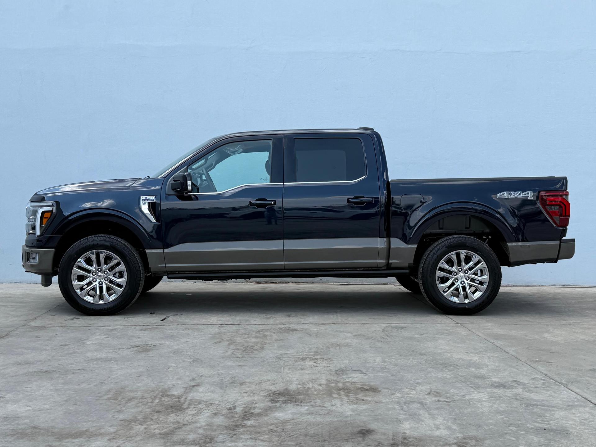 2026 FORD Lobo King Ranch - SIDE_LEFT