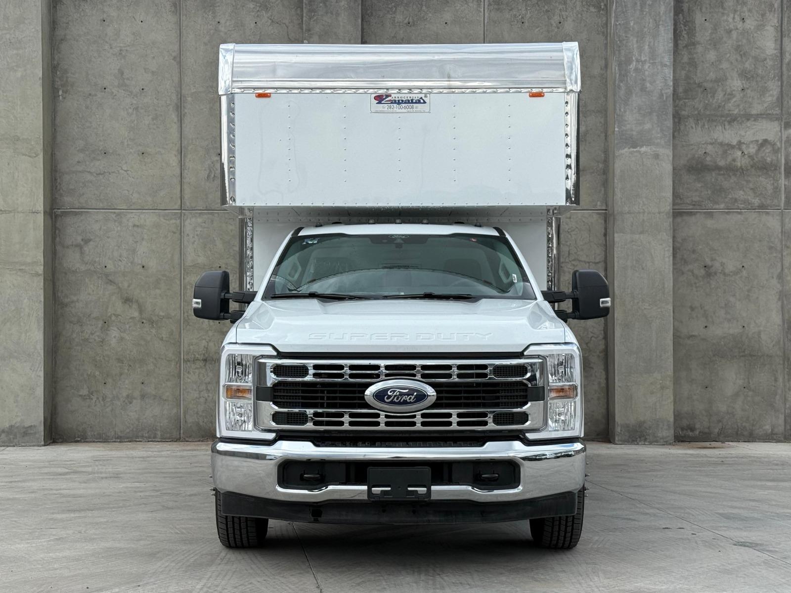 2026 FORD F-350 XL Plus Caja Seca - FRONT